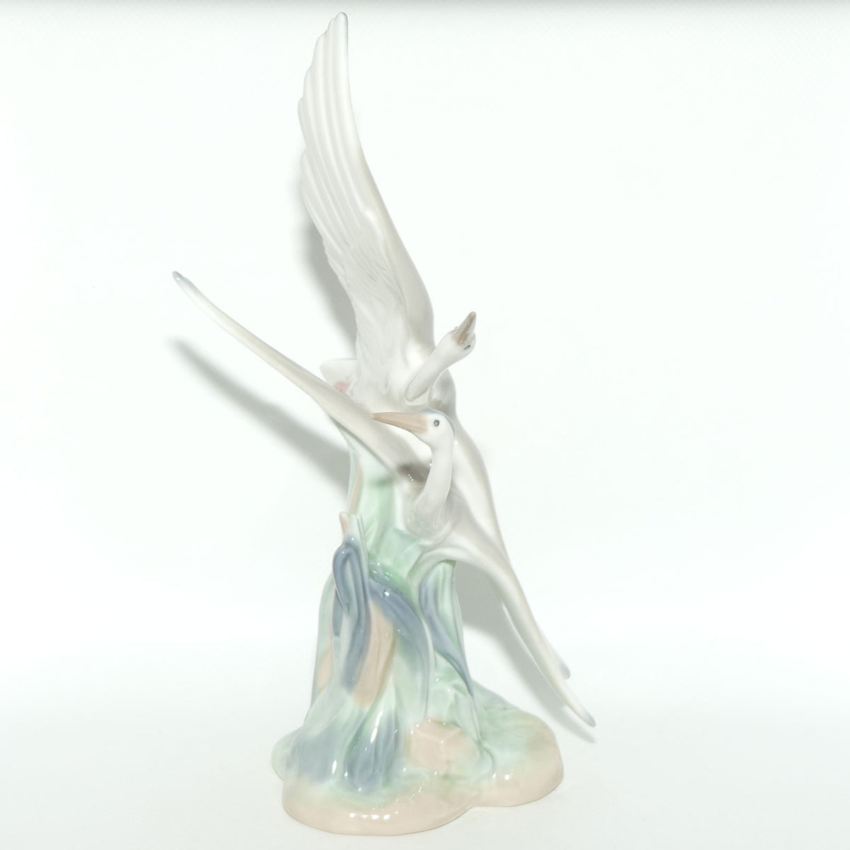 Nao by Lladro figure Cranes in Flight | Flying Herons | #0044