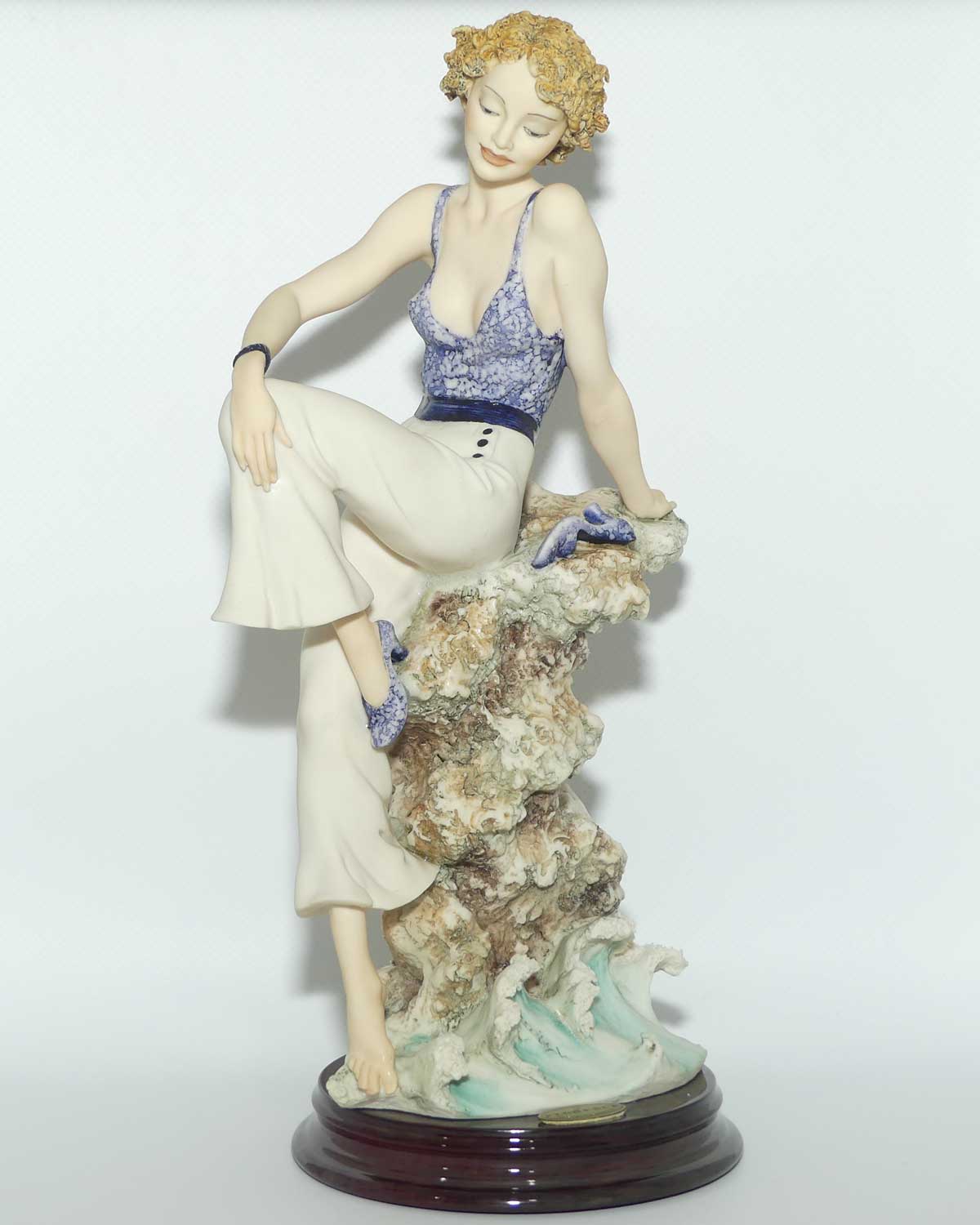 Giuseppe Armani Florence figure | 0110C | Sabrina | 1997 Member piece | Cert + boxed