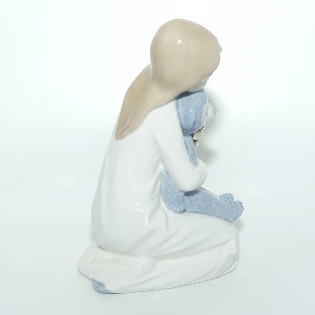 Nao by Lladro figure My Teddy Bear #0145