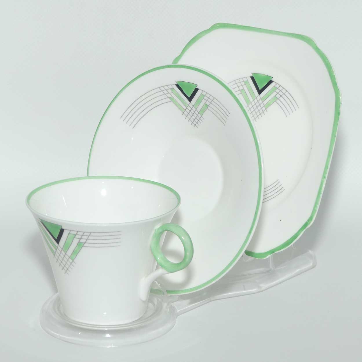 Shelley Regent shape Triangles and Lines pattern trio | Green trim | WS 0160/9 Ideal | Square plate