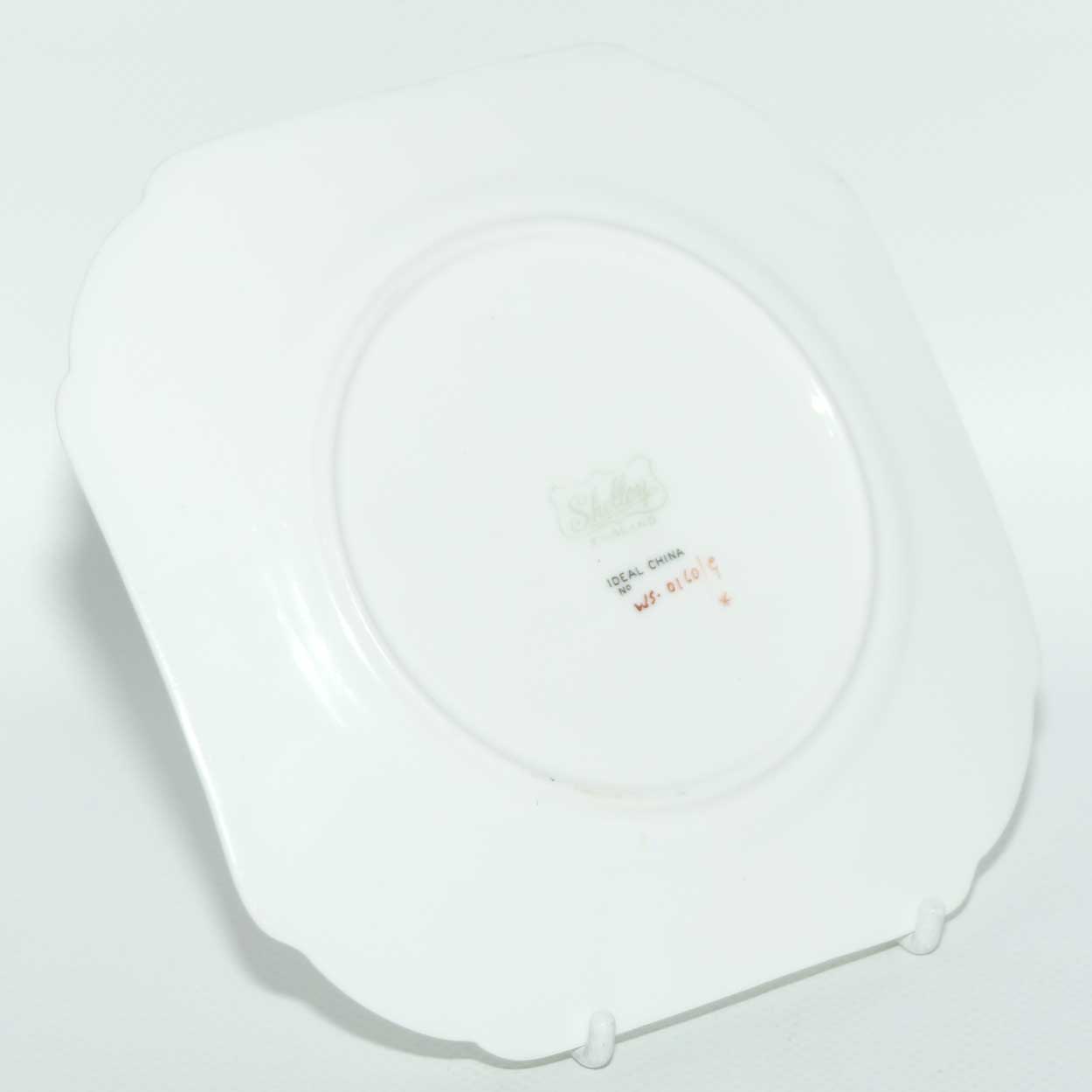 Shelley Regent shape Triangles and Lines pattern trio | Green trim | WS 0160/9 Ideal | Square plate