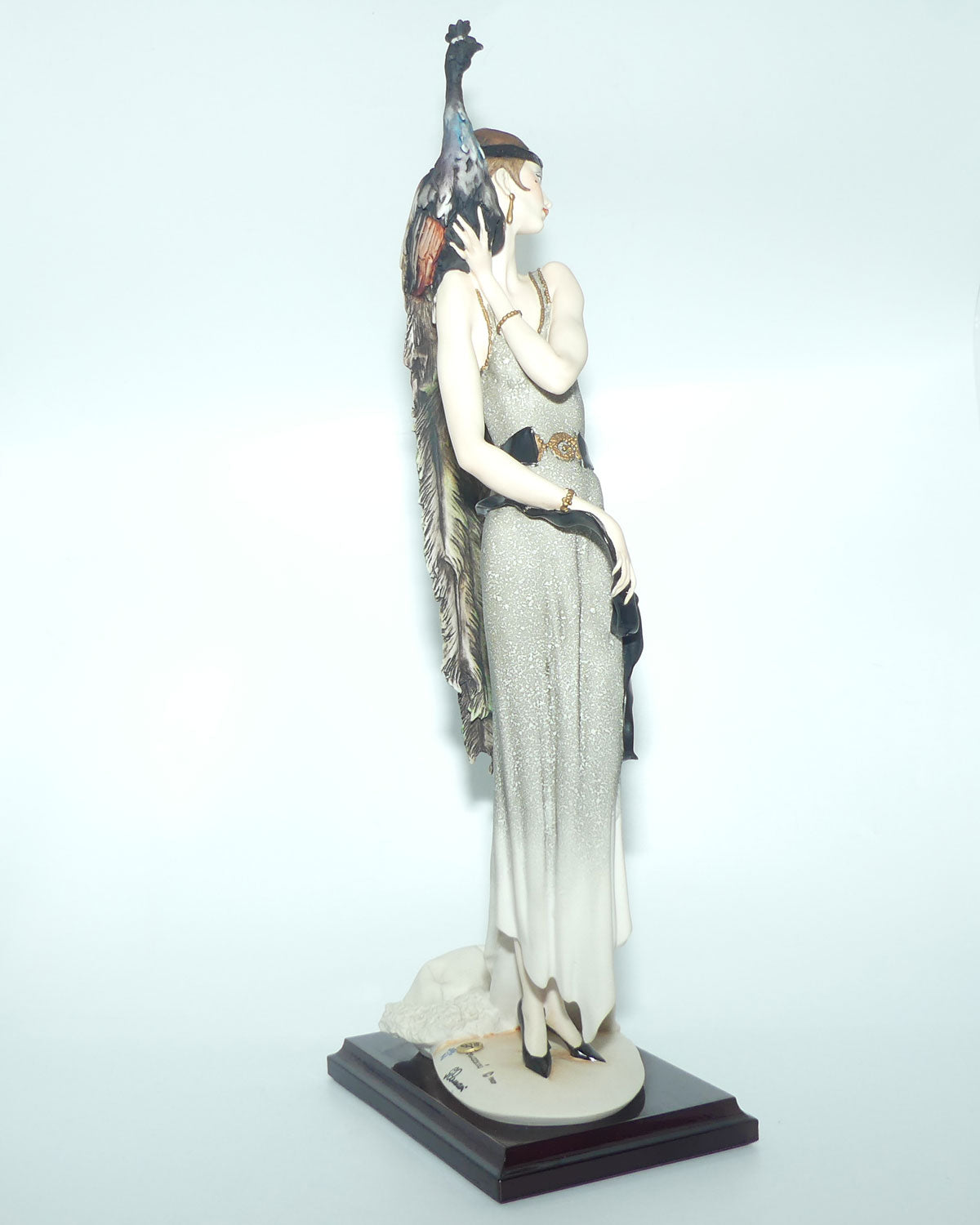 Giuseppe Armani Florence figure | 0385C | Mahogany | Lady with Peacock | boxed