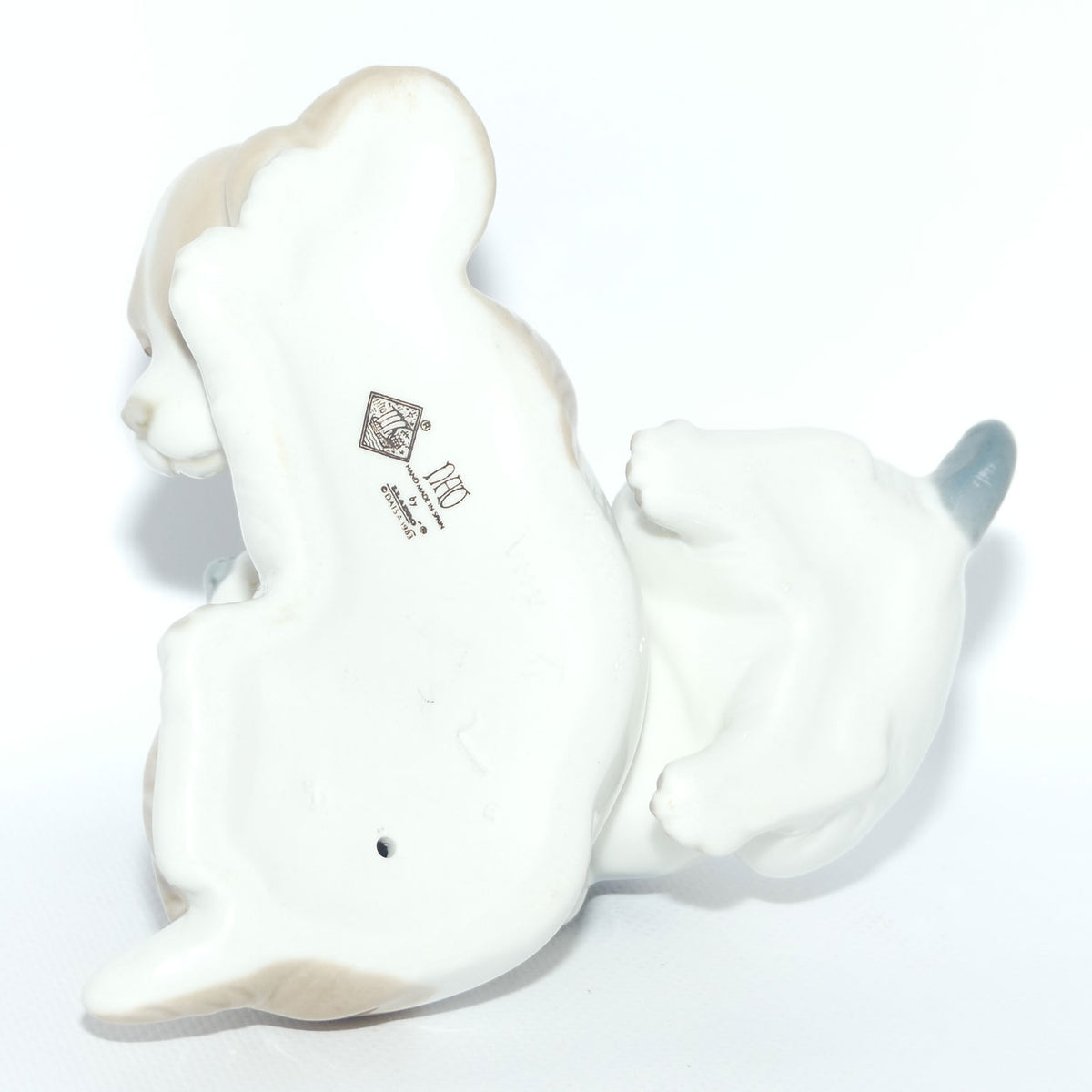 Nao by Lladro figure Wake Up | Two Puppies | #0385