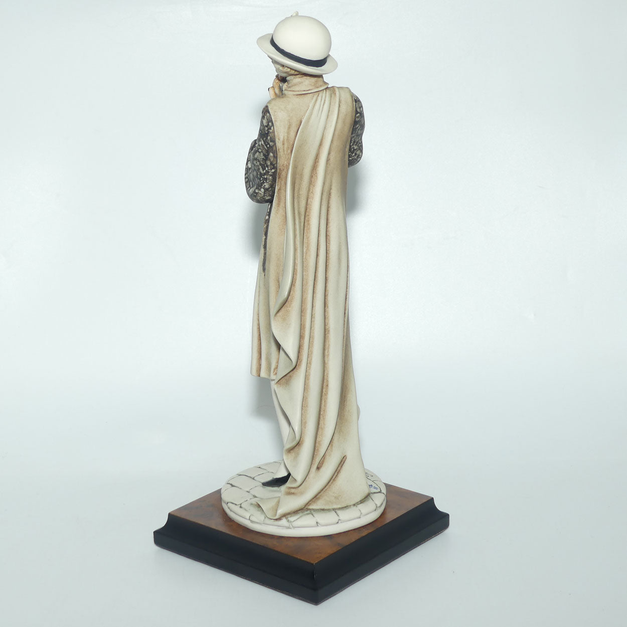 Giuseppe Armani Florence figure | 0468C | Young Lady with Yorkshire Terrier | Boxed