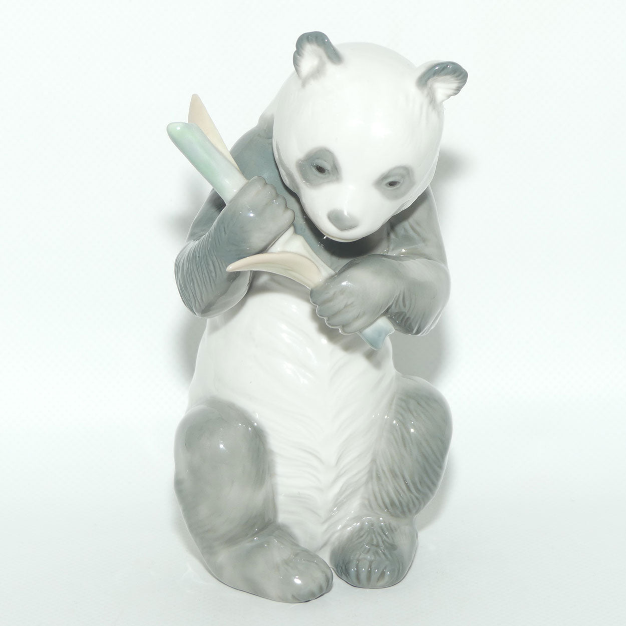 Nao by Lladro Panda with Bamboo | #0718