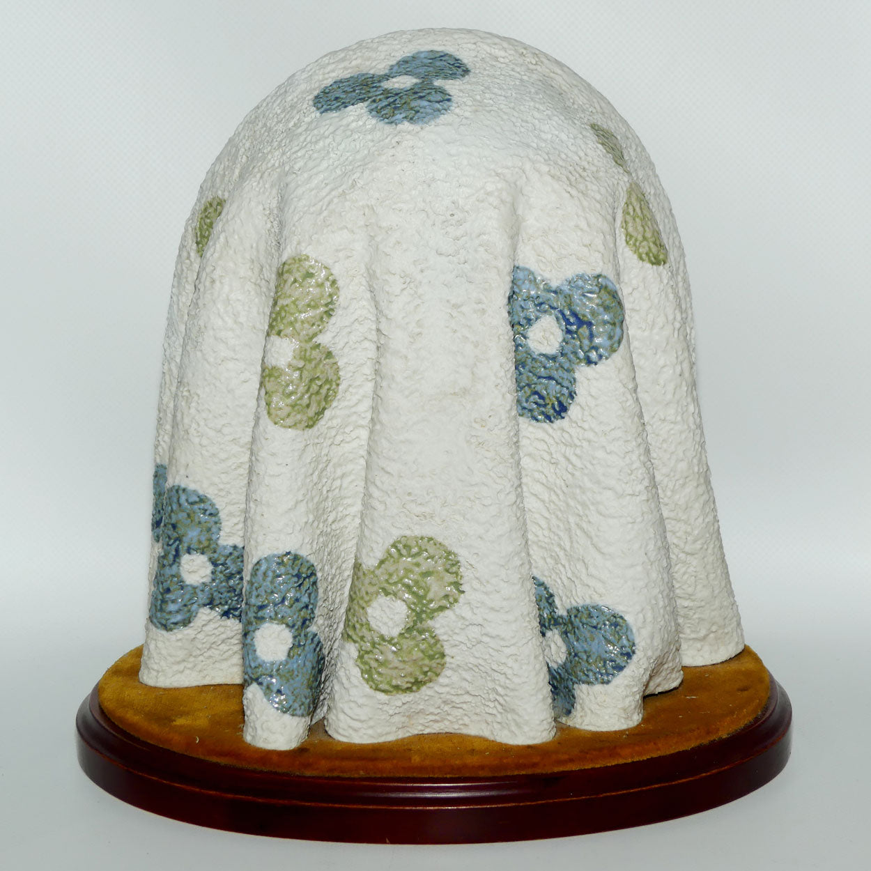 Lladro bust Girls Head fixed on wooden base | #1003