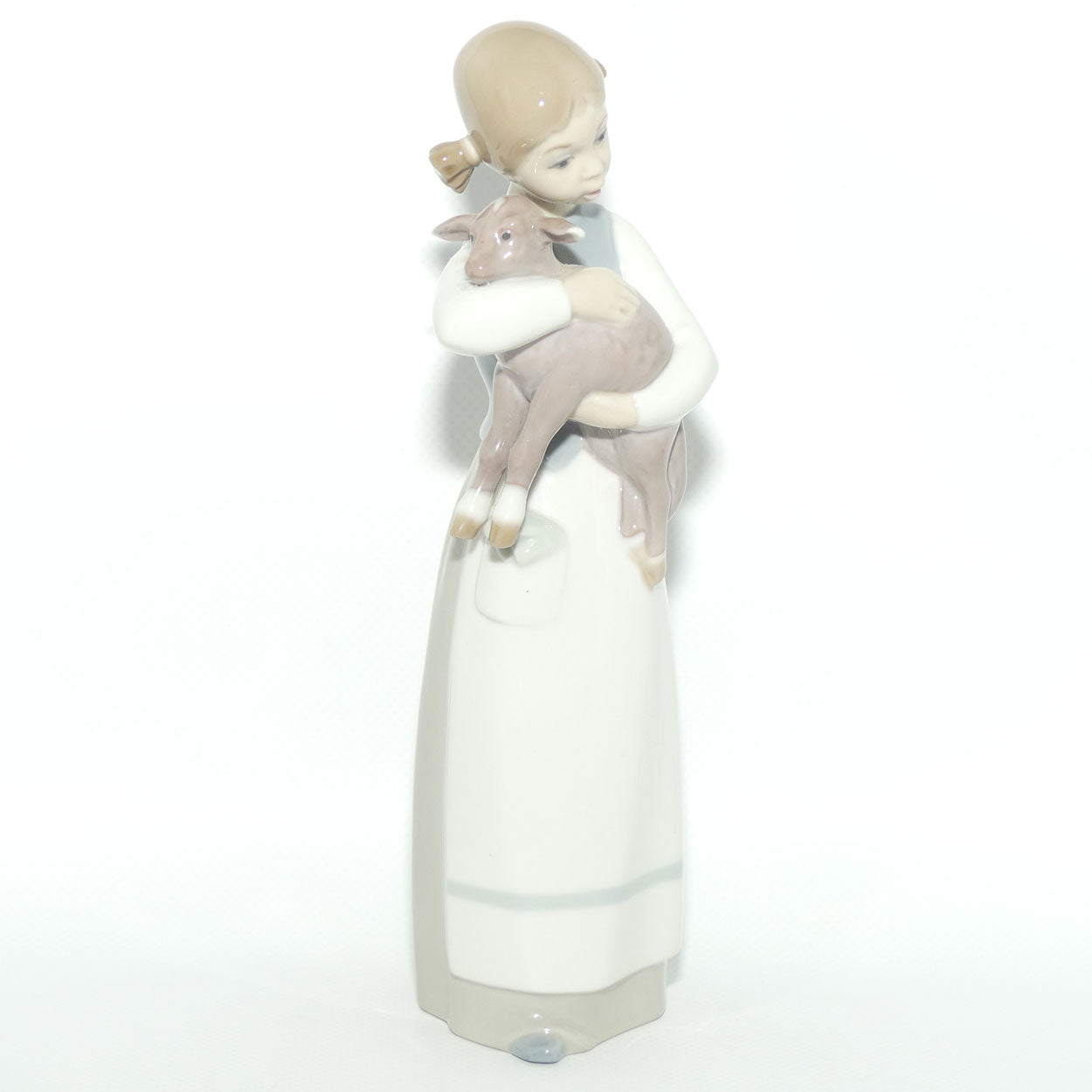 Lladro figure Girl with Lamb | Gloss | #1010
