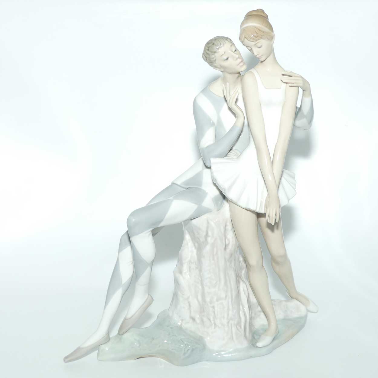 Lladro figure Idyl | Harlequin and Ballerina | #1017
