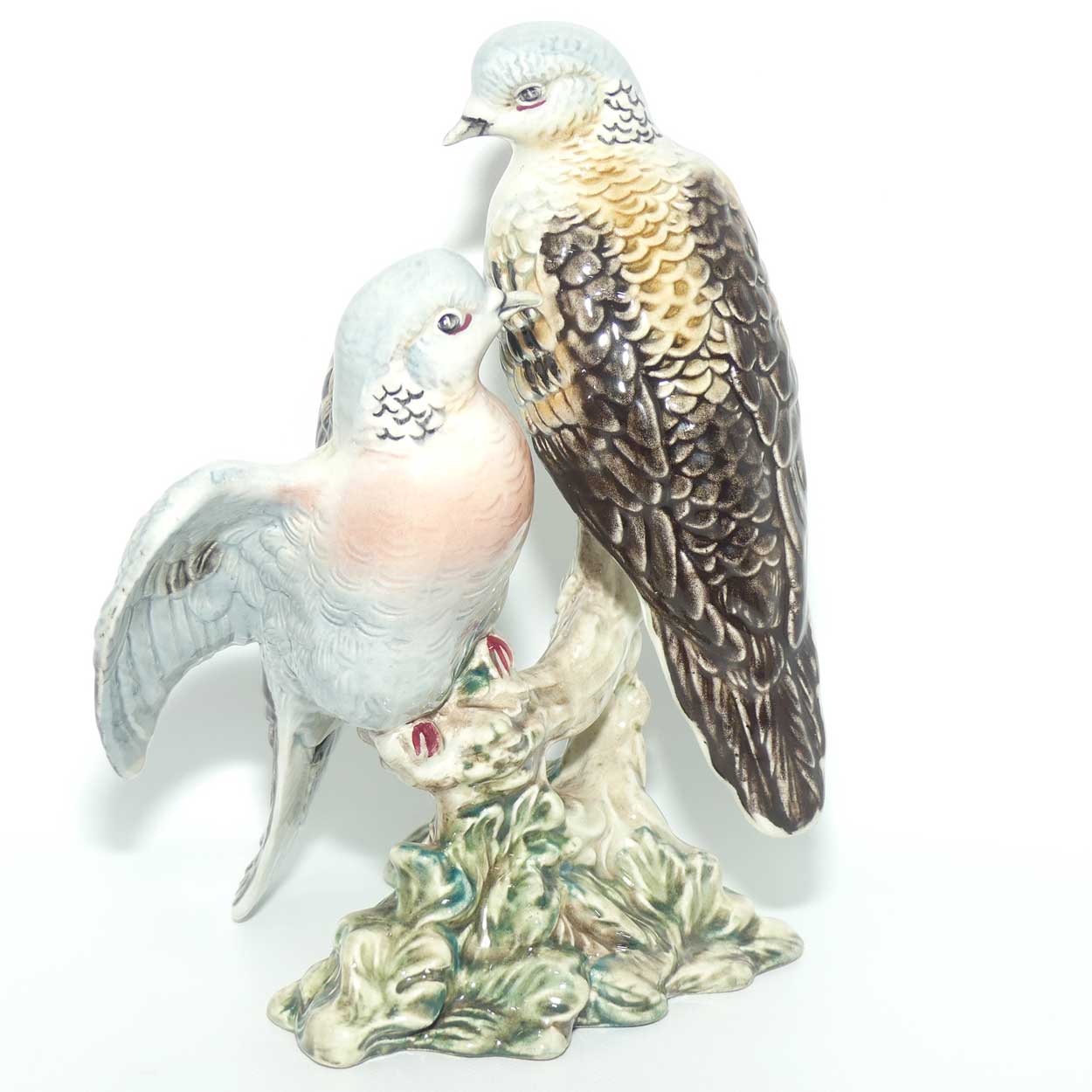 #1022 Beswick Turtle Doves