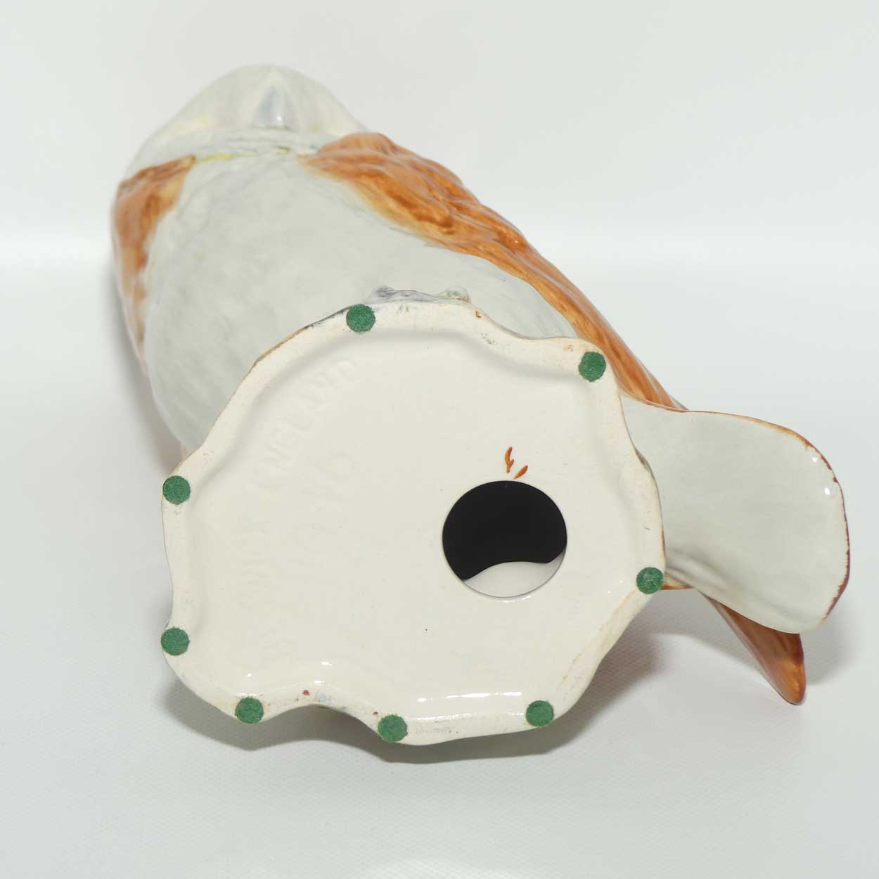 #1046B Beswick Barn Owl | Large | Closed Tail Feathers