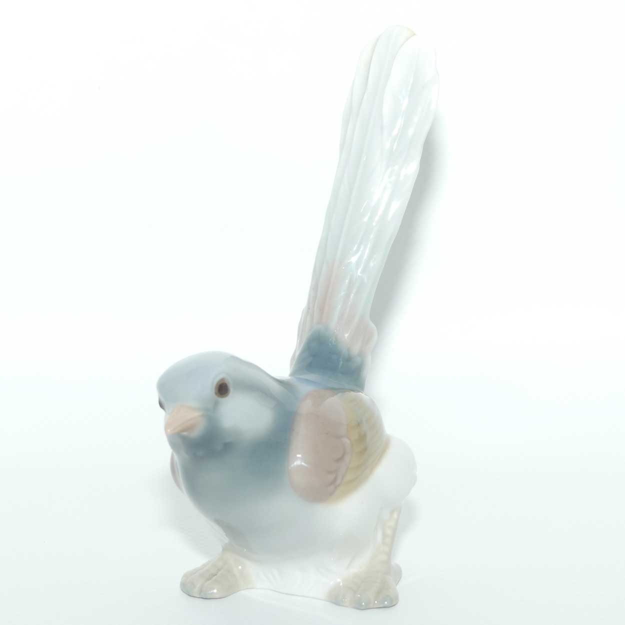 Lladro figure Bird with Long Tail | Robin | Gloss | #1054