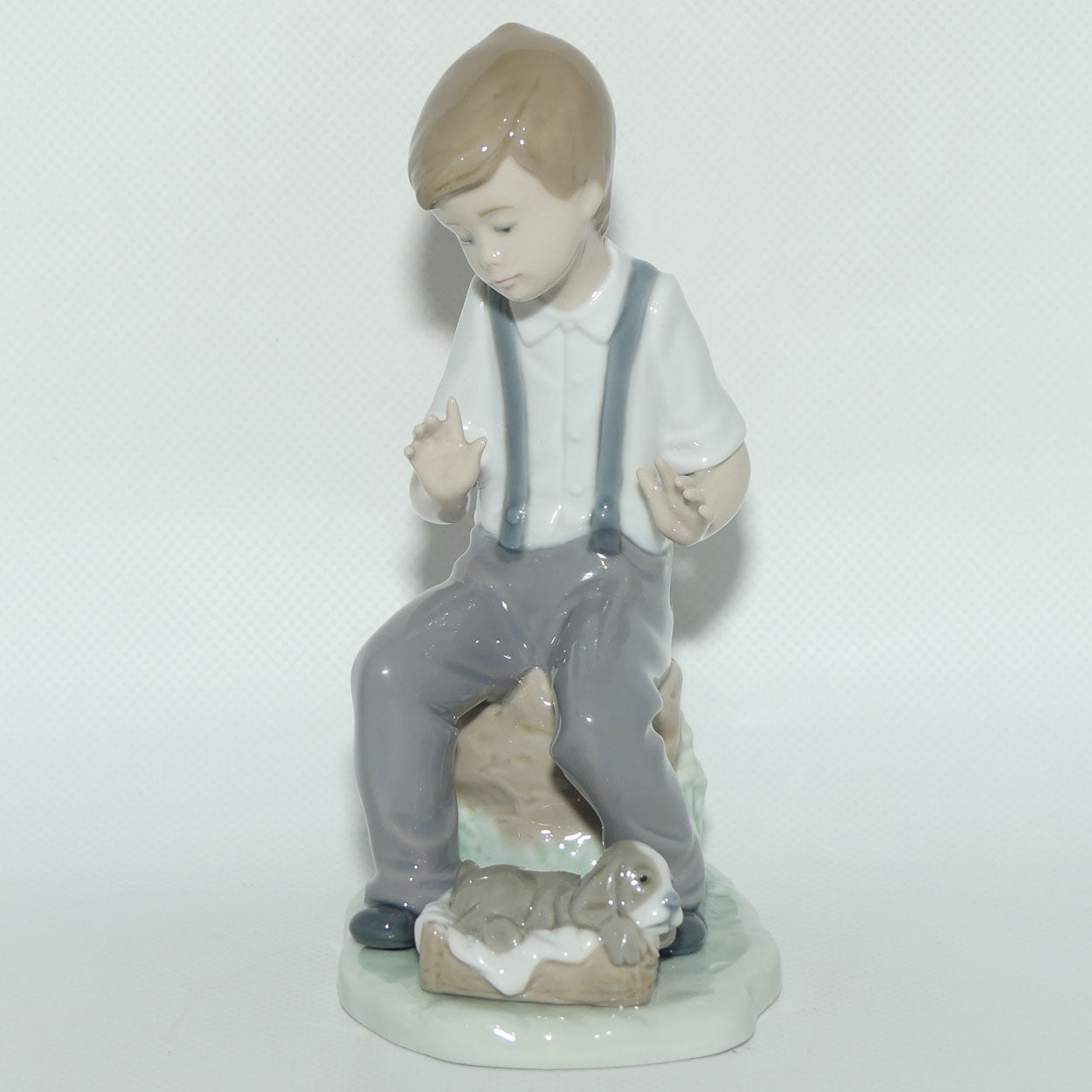 Nao by Lladro figure Homesick Friend | #1079