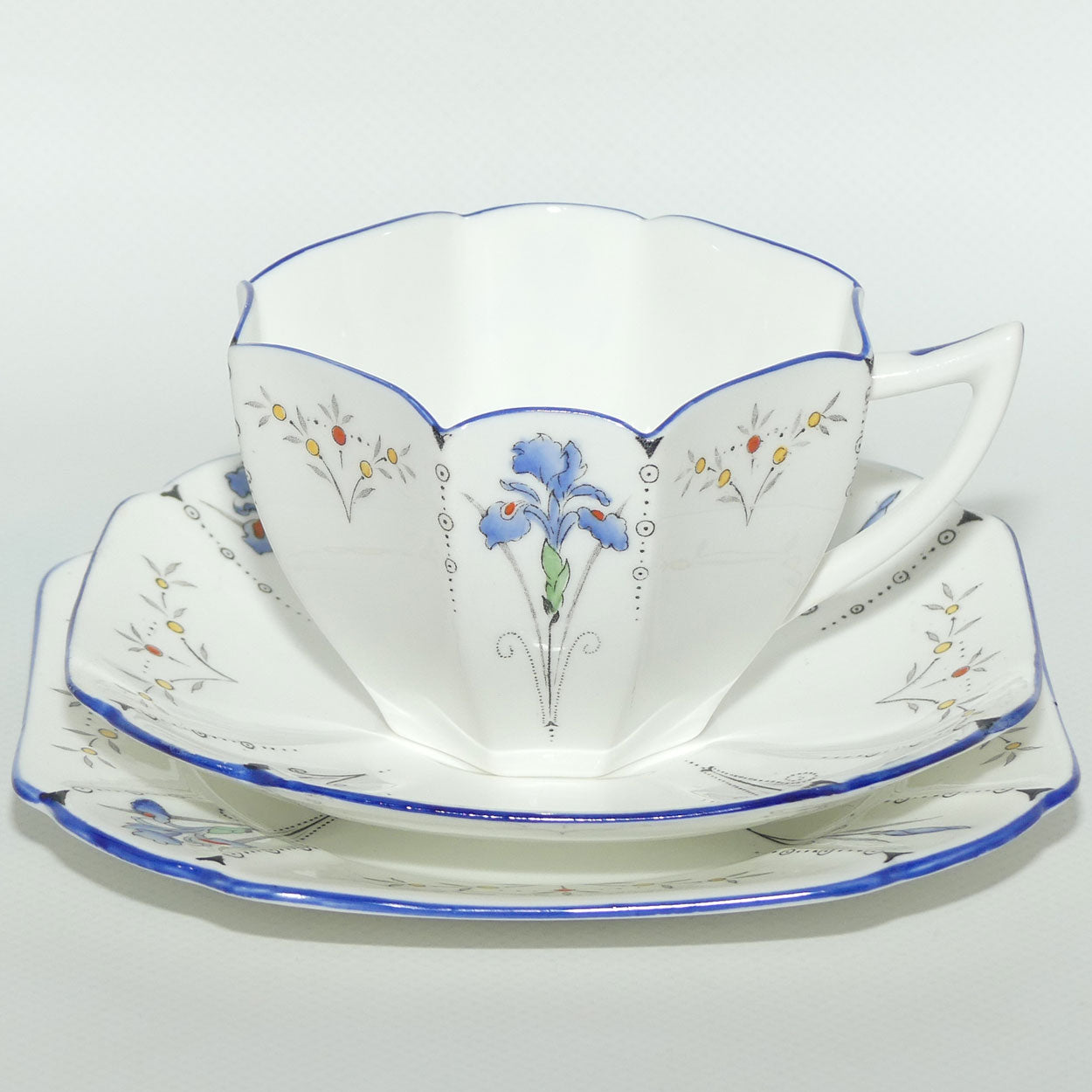 Shelley Queen Anne shape trio | Blue Iris pattern | #11561