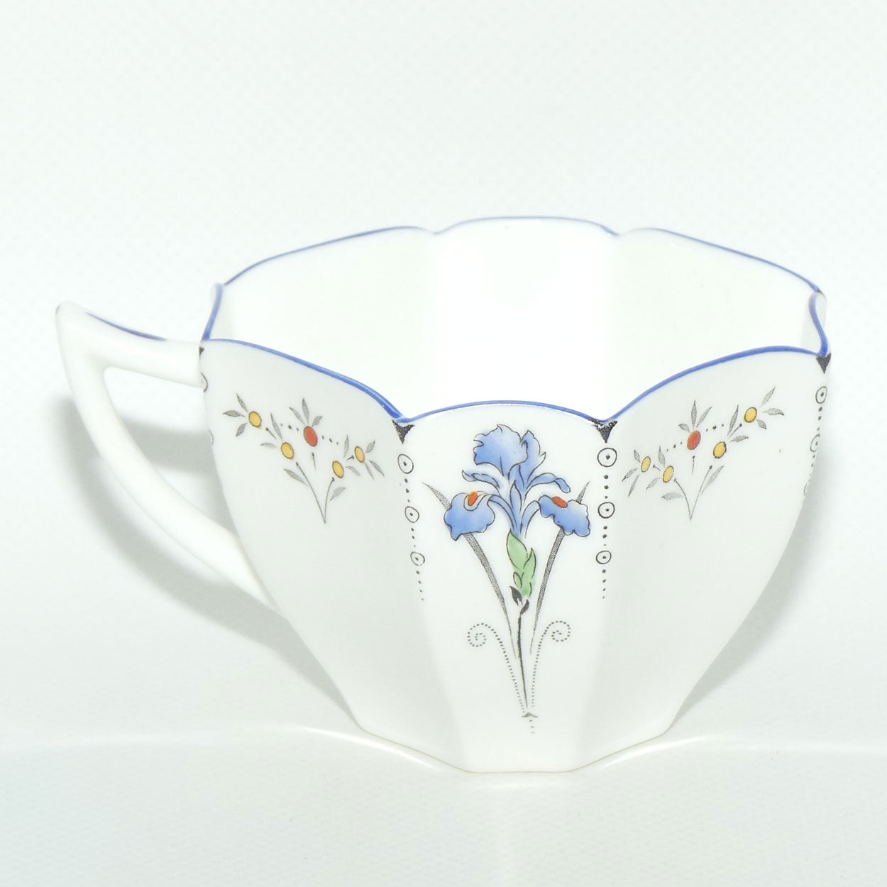 Shelley Queen Anne shape trio | Blue Iris pattern | #11561