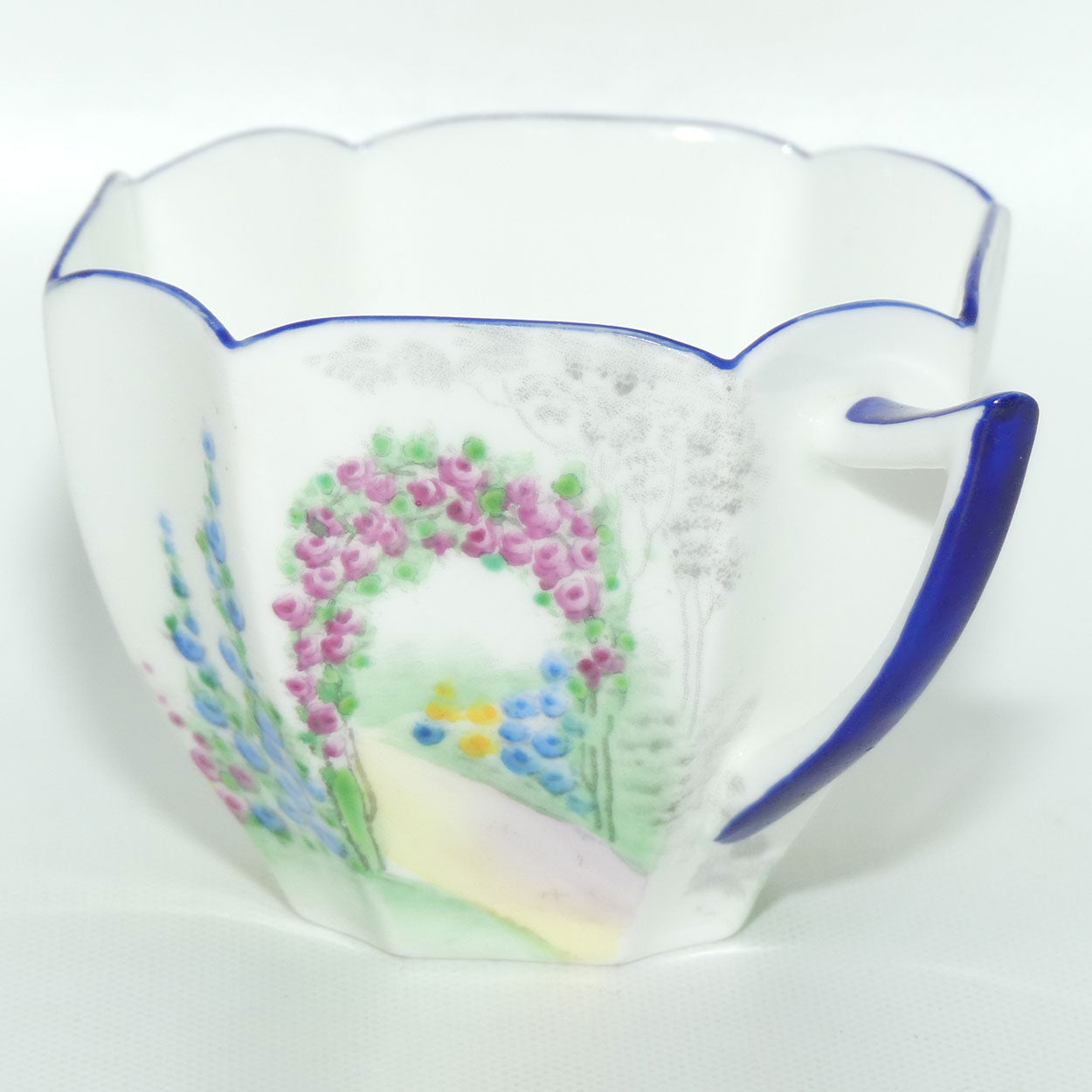 Shelley Queen Anne shape trio | Archway of Roses | Blue Trim | 11606