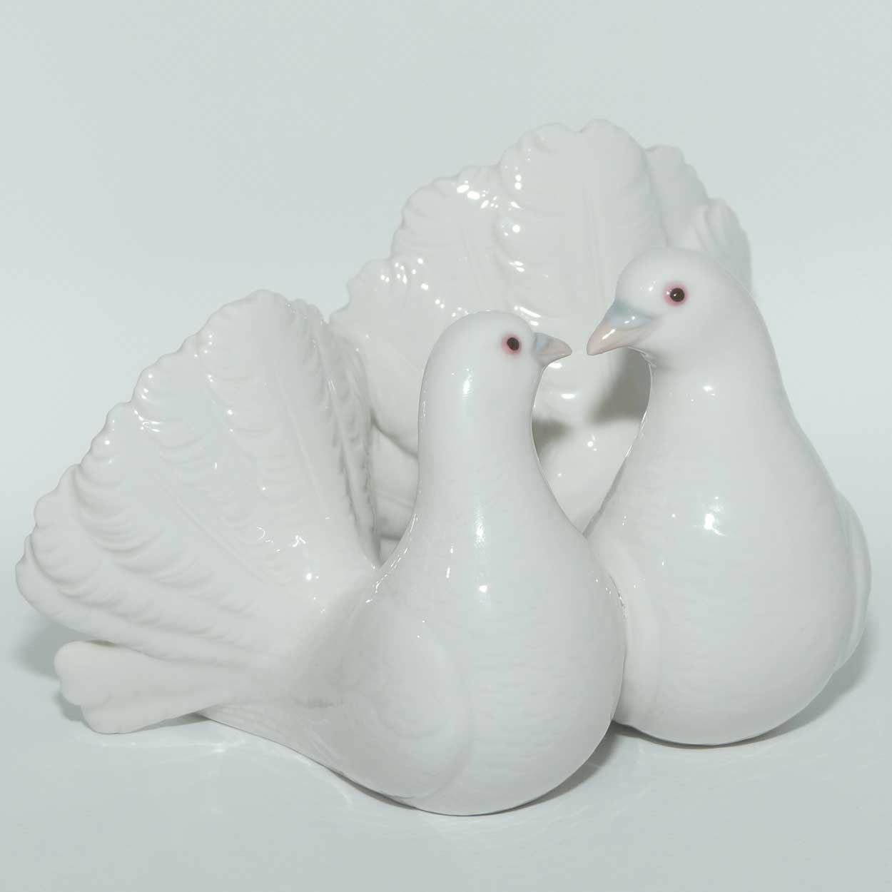 Lladro figure Couple of Doves | #1169