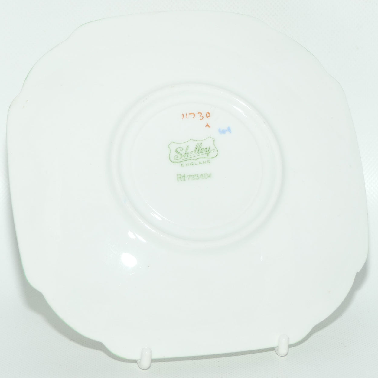 11730_peaches_grapes_1a