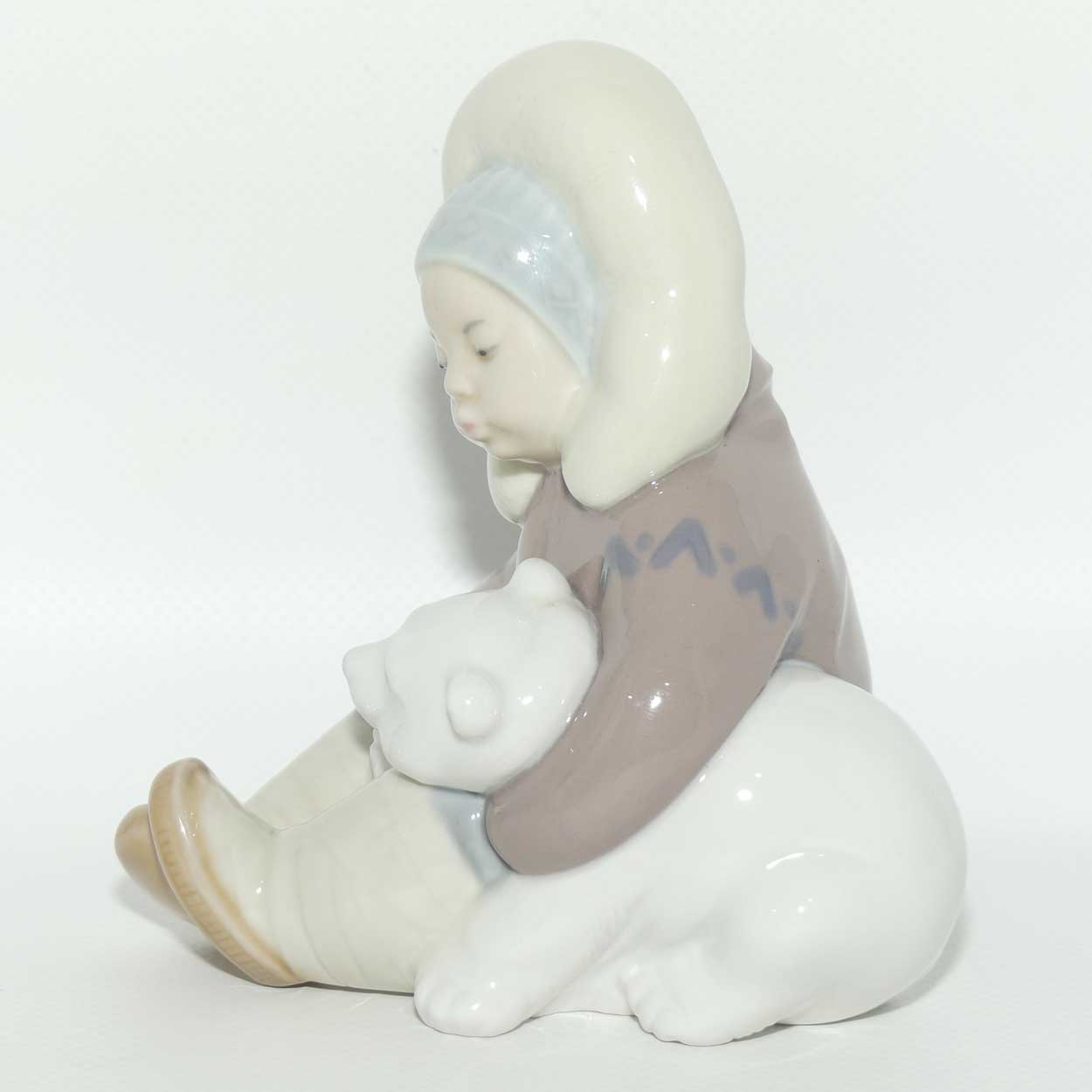 Lladro figure Eskimo #1195 | #2