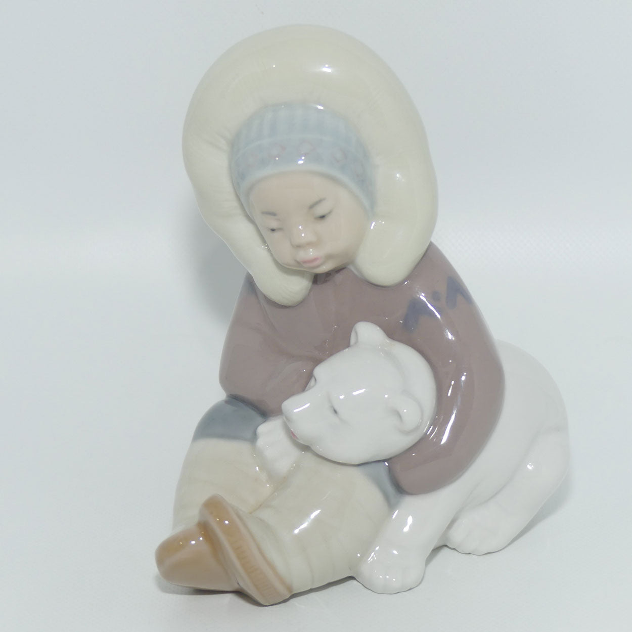 Lladro figure Eskimo #1195 | #2