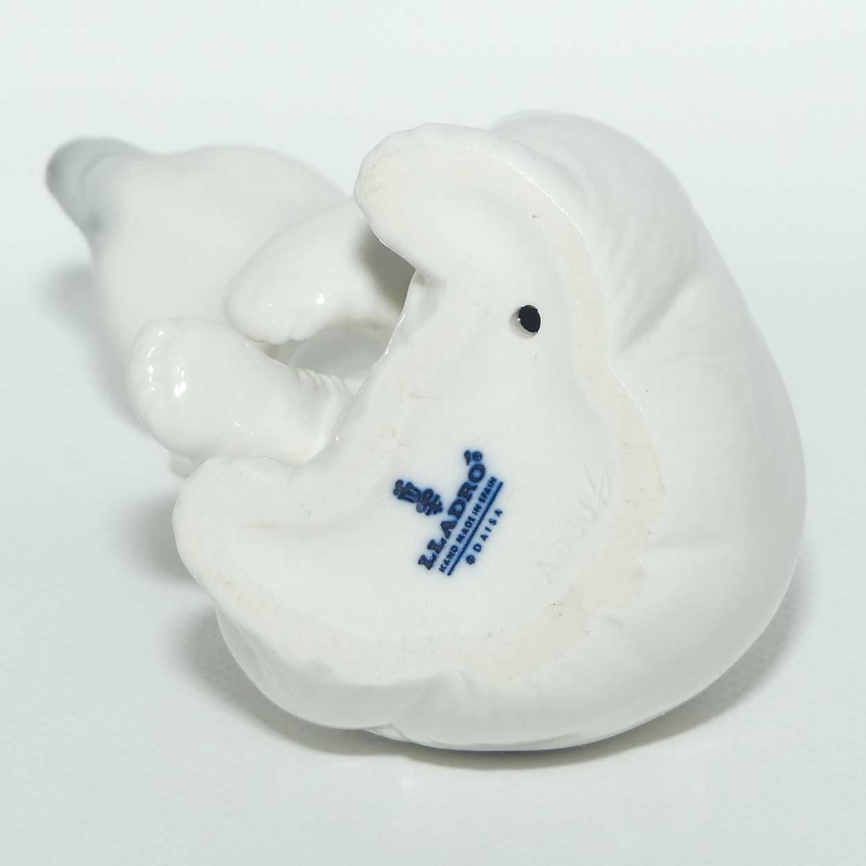 Lladro figure | Polar Bear | Resting #1208 | #2