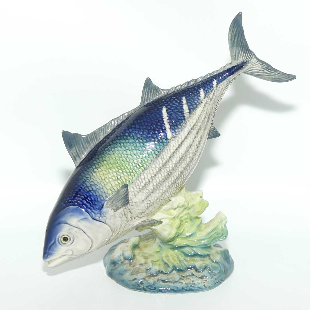 #1232 Beswick Oceanic Bonito