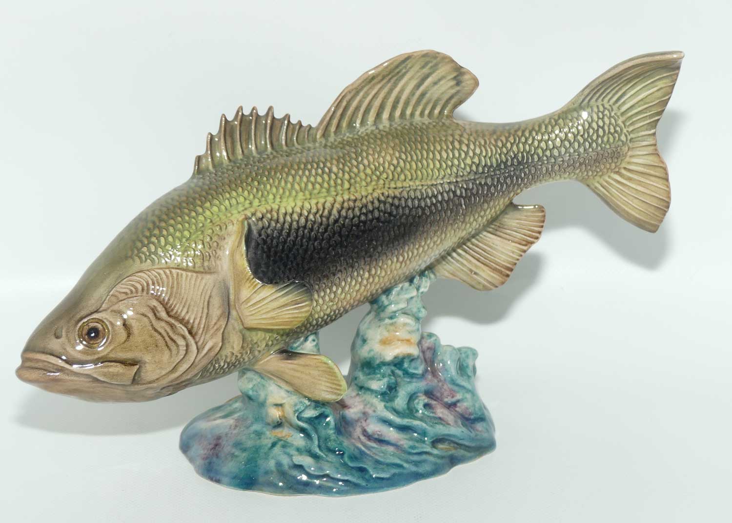 #1266 Beswick Large Mouth Black Bass