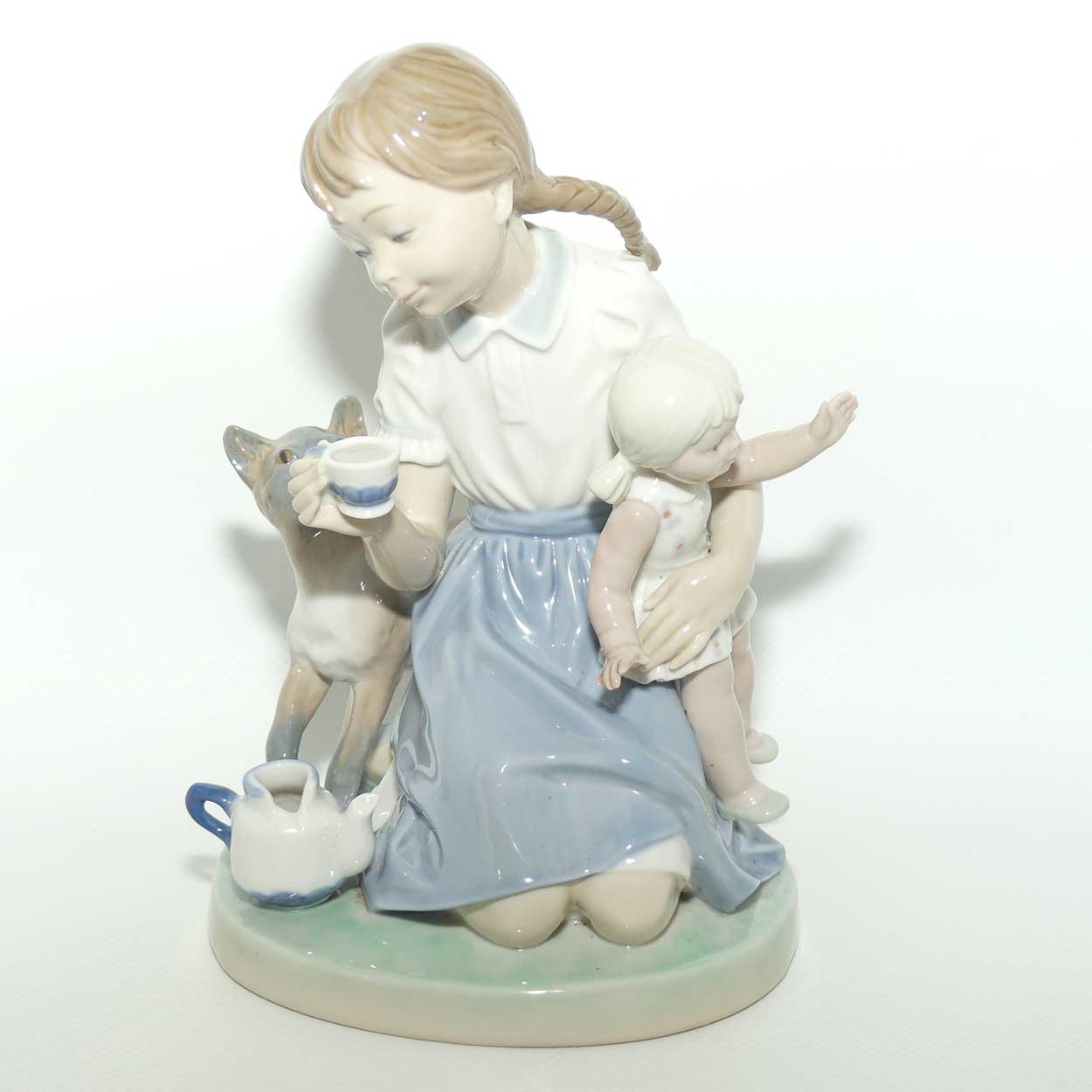 Lladro figure Childs Play #1280