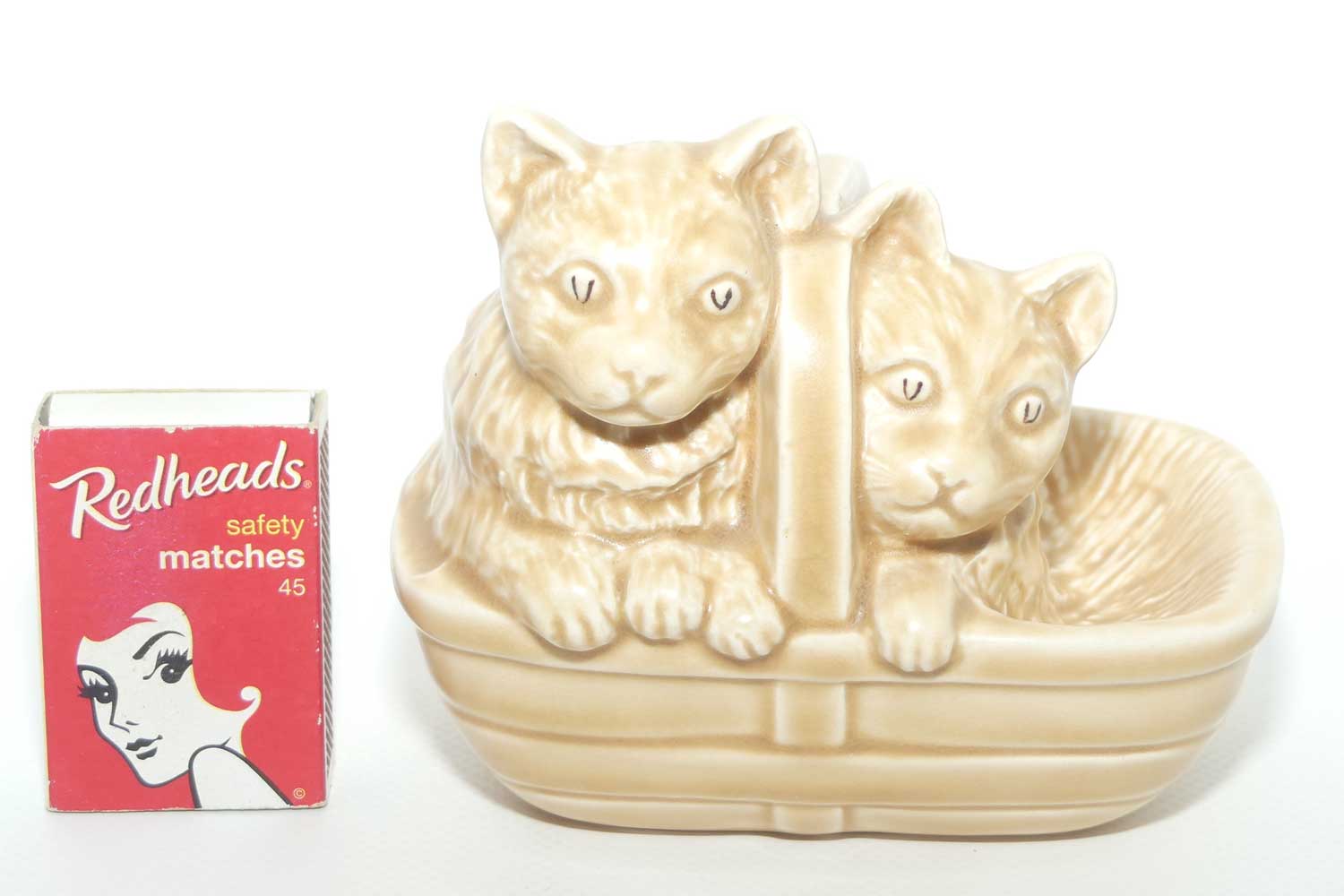 SylvaC #1296 | Kittens in Basket | Light Brown