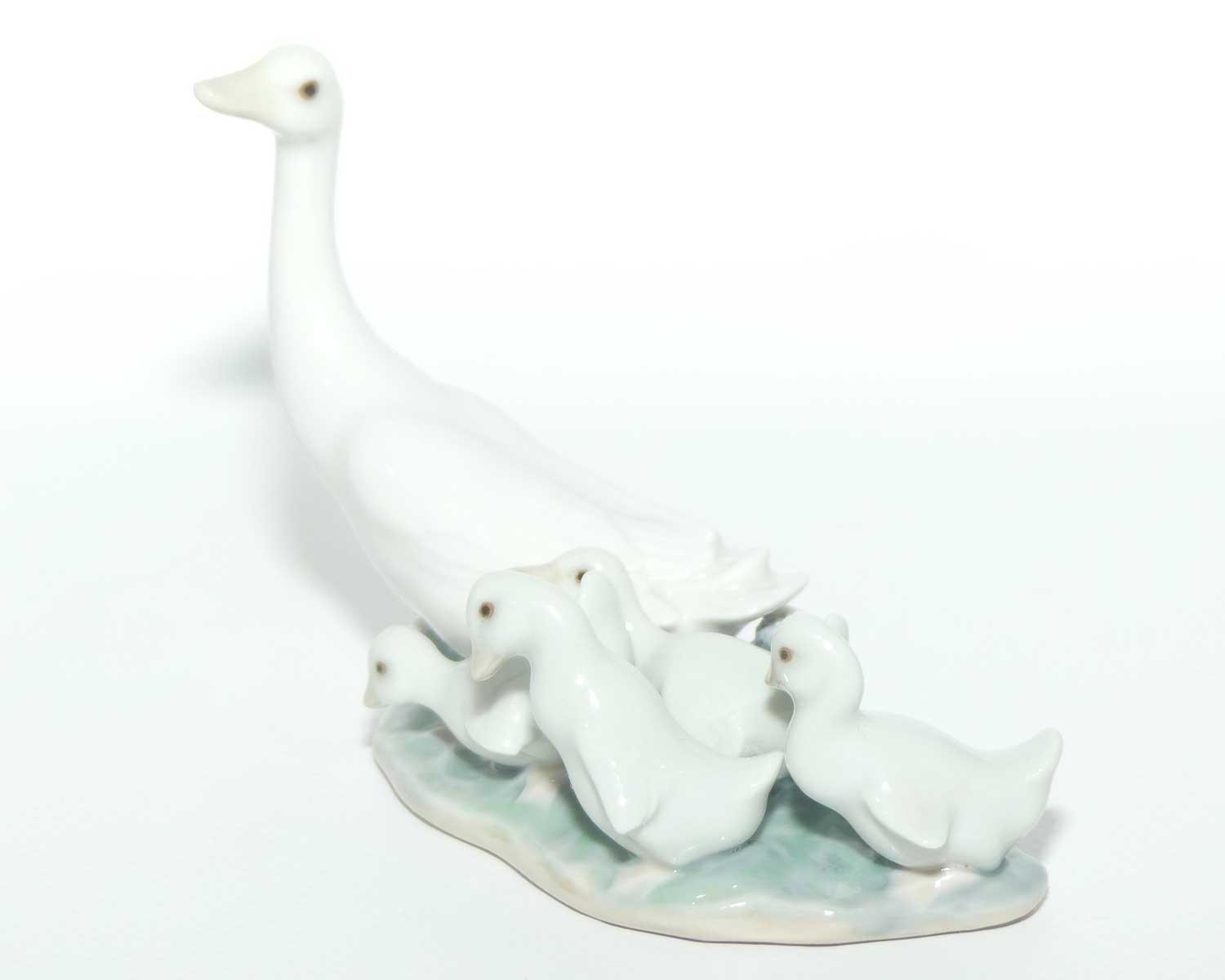 Lladro figure Ducklings | Little Ducks after Mother | #1307