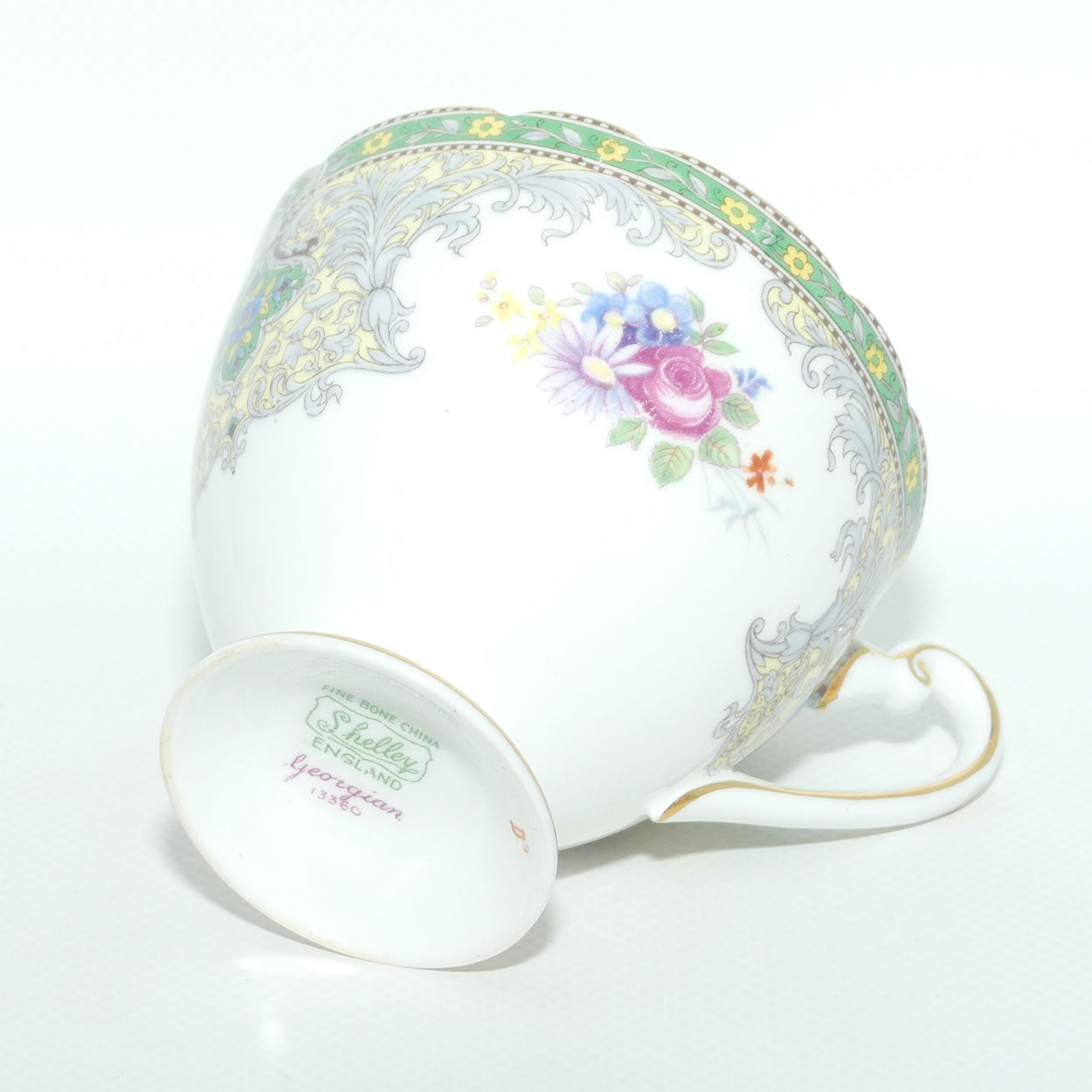 Shelley Ripon shape Georgian pattern trio | Green | 13360