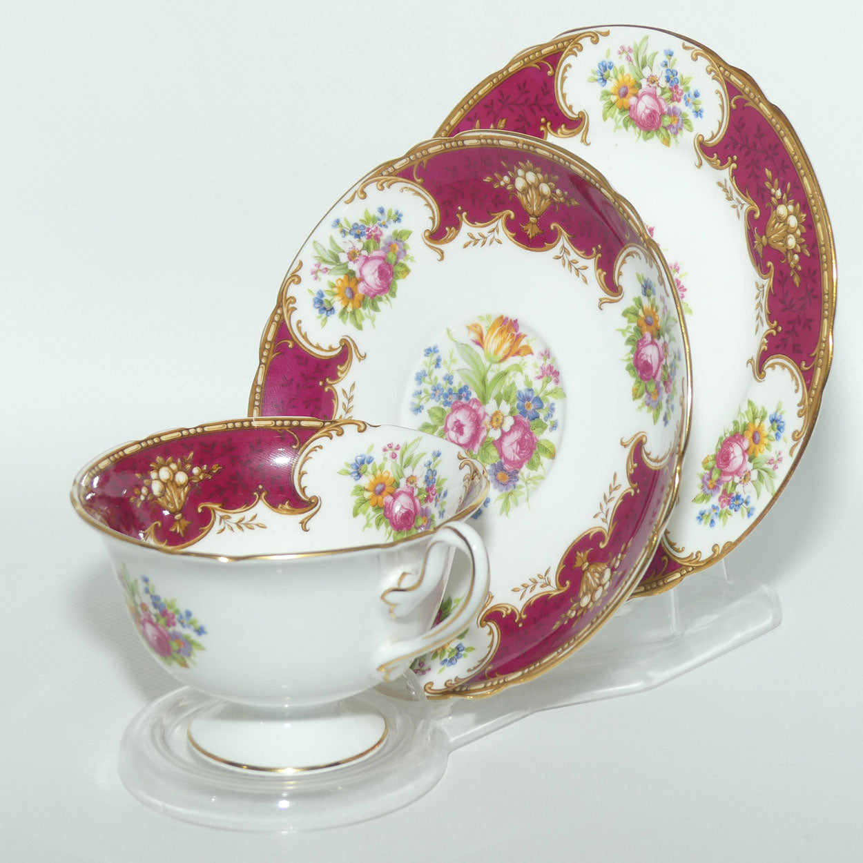 Shelley Gainsborough shape Duchess pattern trio | Red with Gold | 13401