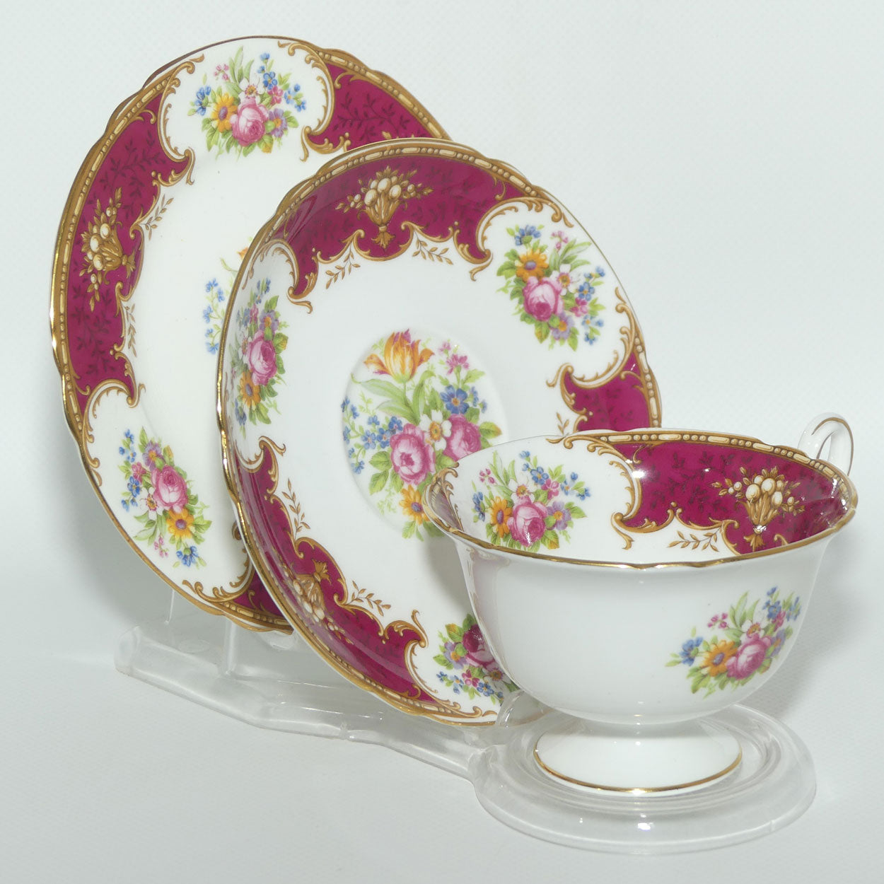 Shelley Gainsborough shape Duchess pattern trio | Red with Gold | 13401