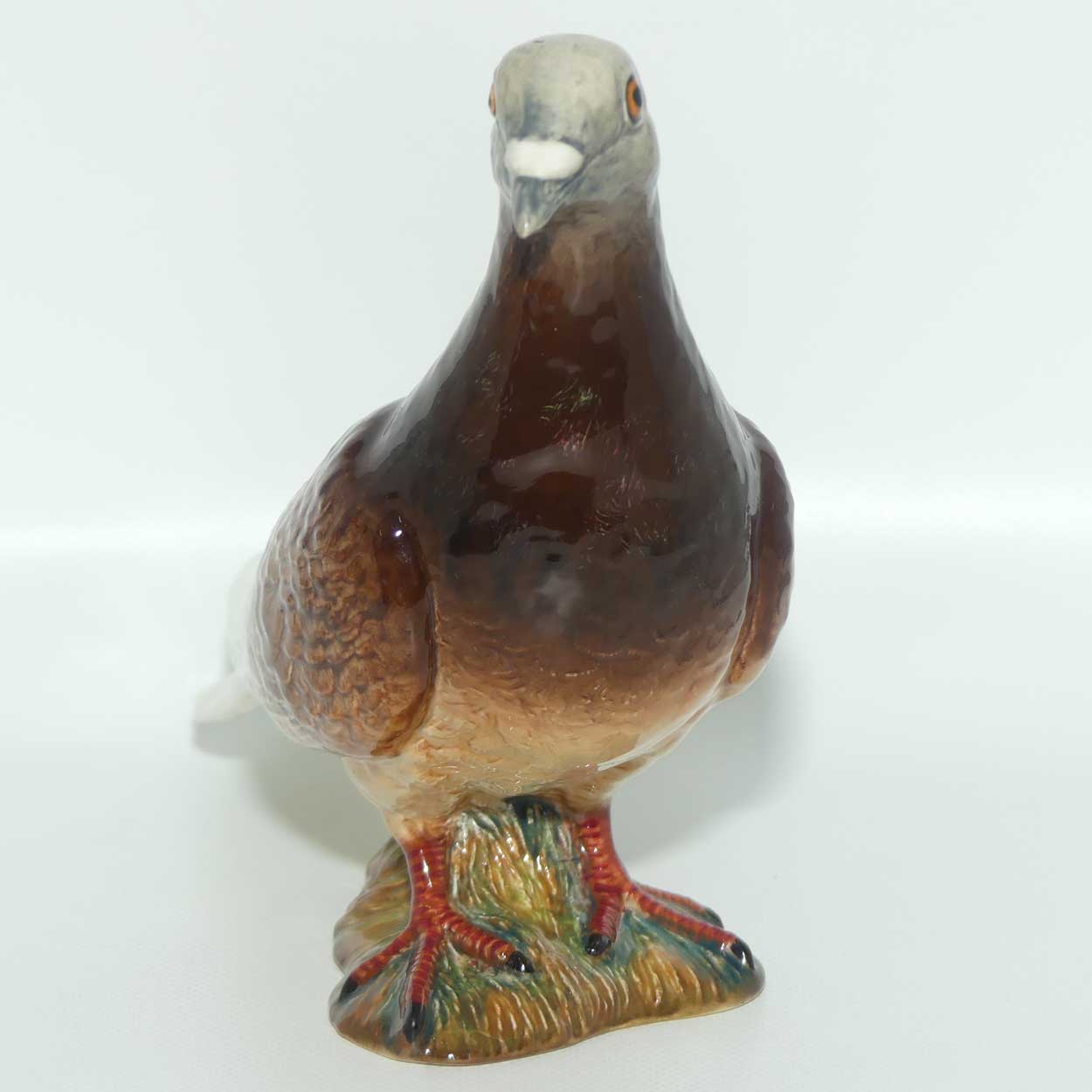 #1383B Beswick Pigeon (Red, Gloss)