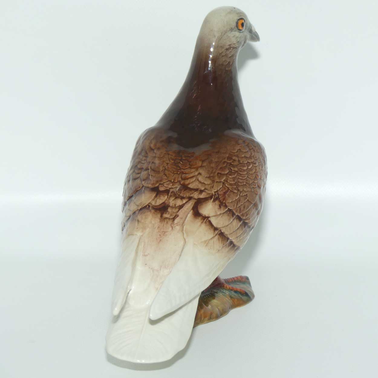 #1383B Beswick Pigeon (Red, Gloss)