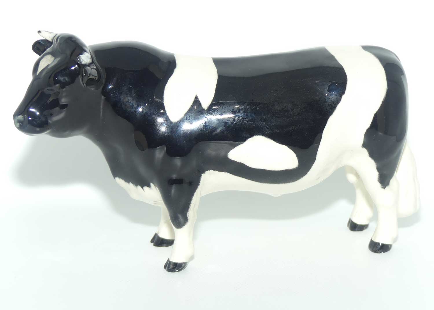 #1439A Beswick Fresian Bull 'Coddington Hilt Bar' | #4