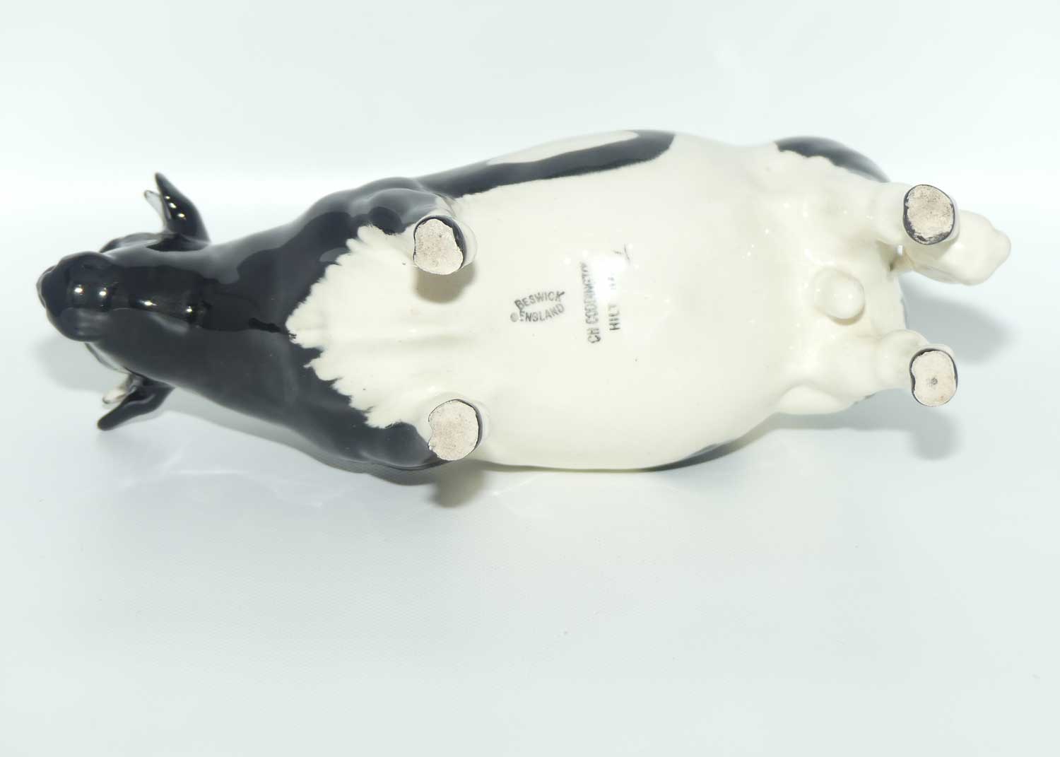 #1439A Beswick Fresian Bull 'Coddington Hilt Bar' | #4