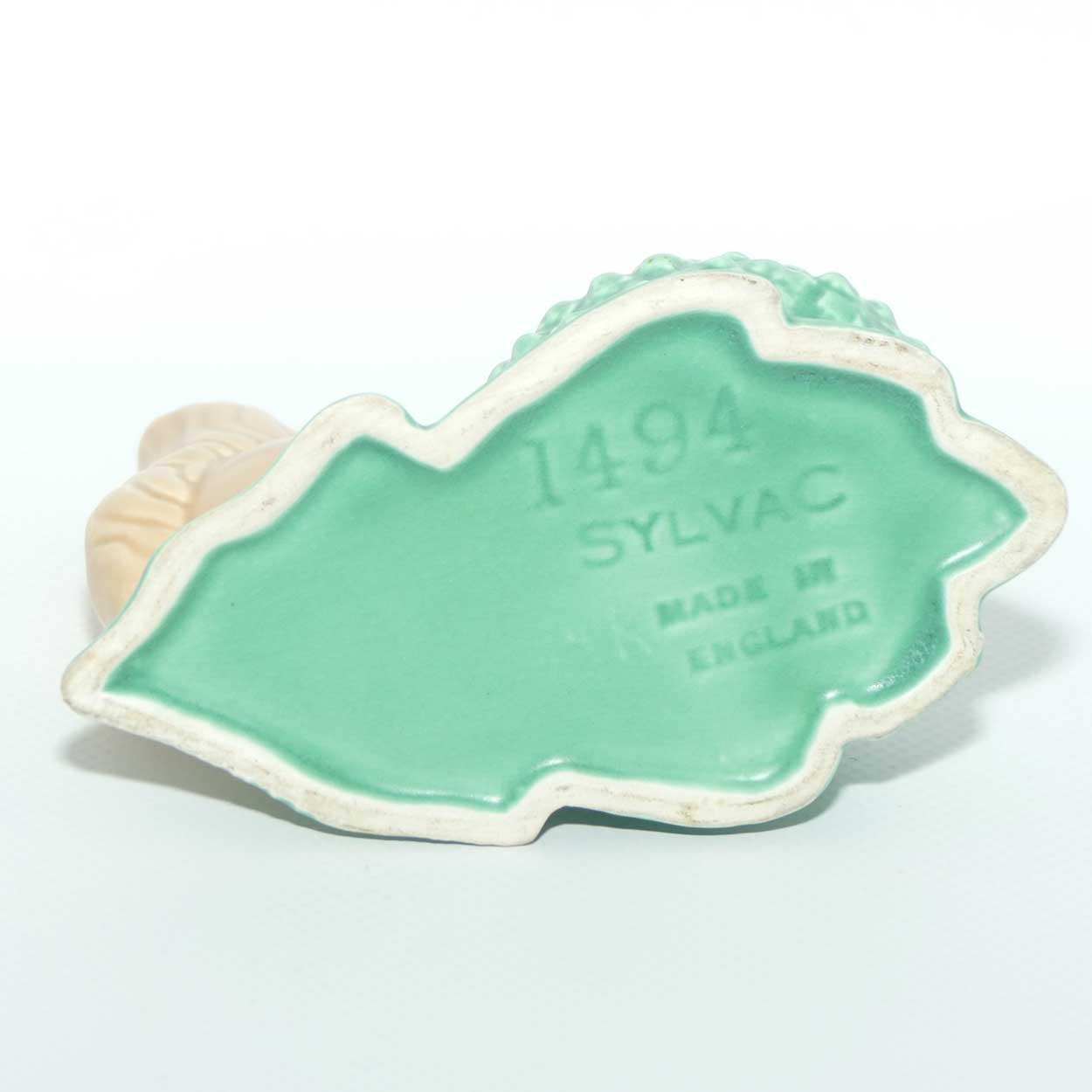 SylvaC #1494 | Squirrel and Acorn