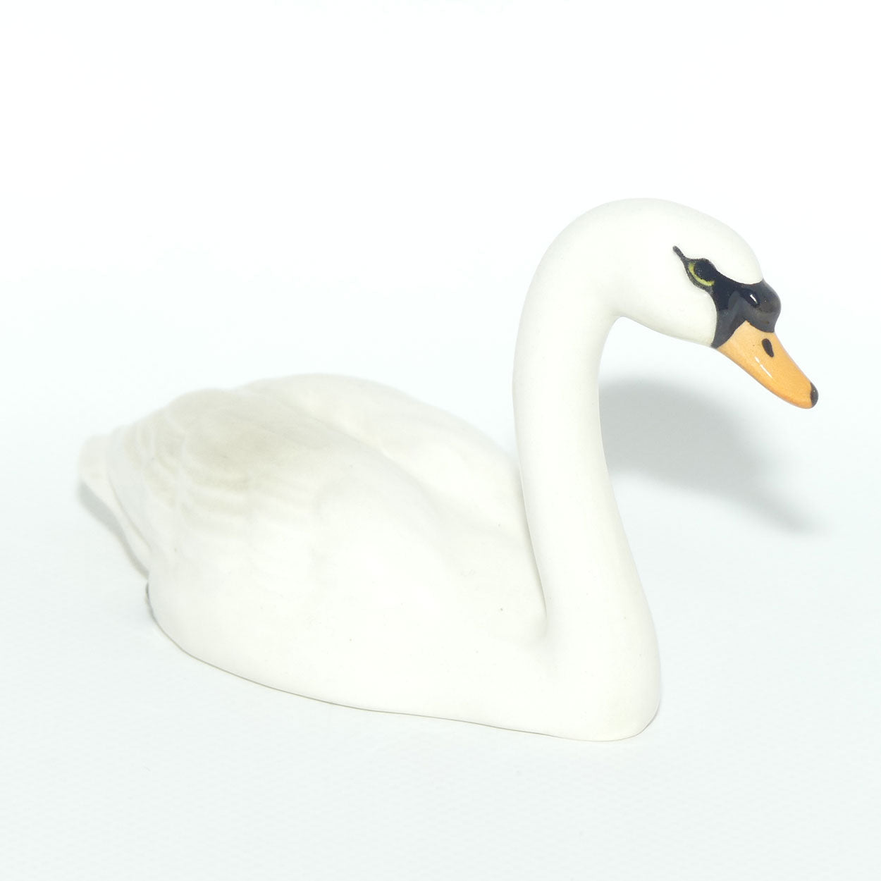 #1684 Beswick Swan | Head Up | #2