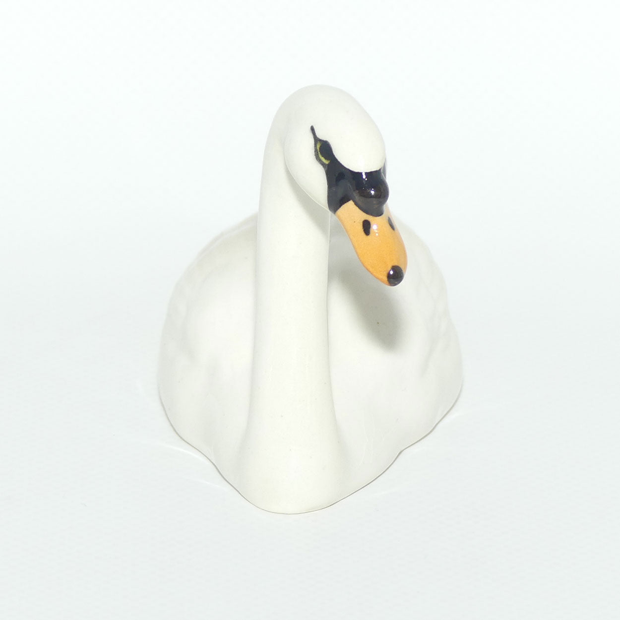#1684 Beswick Swan | Head Up | #2