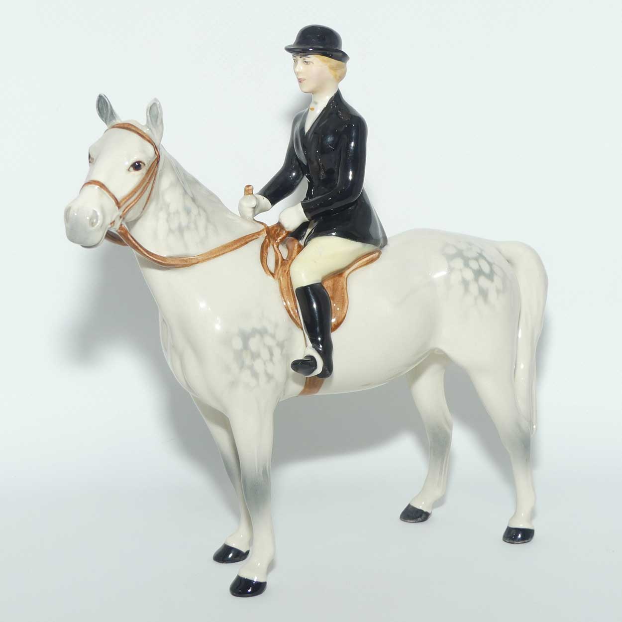 #1730 Beswick Huntswoman | On Standing Horse | Grey #3