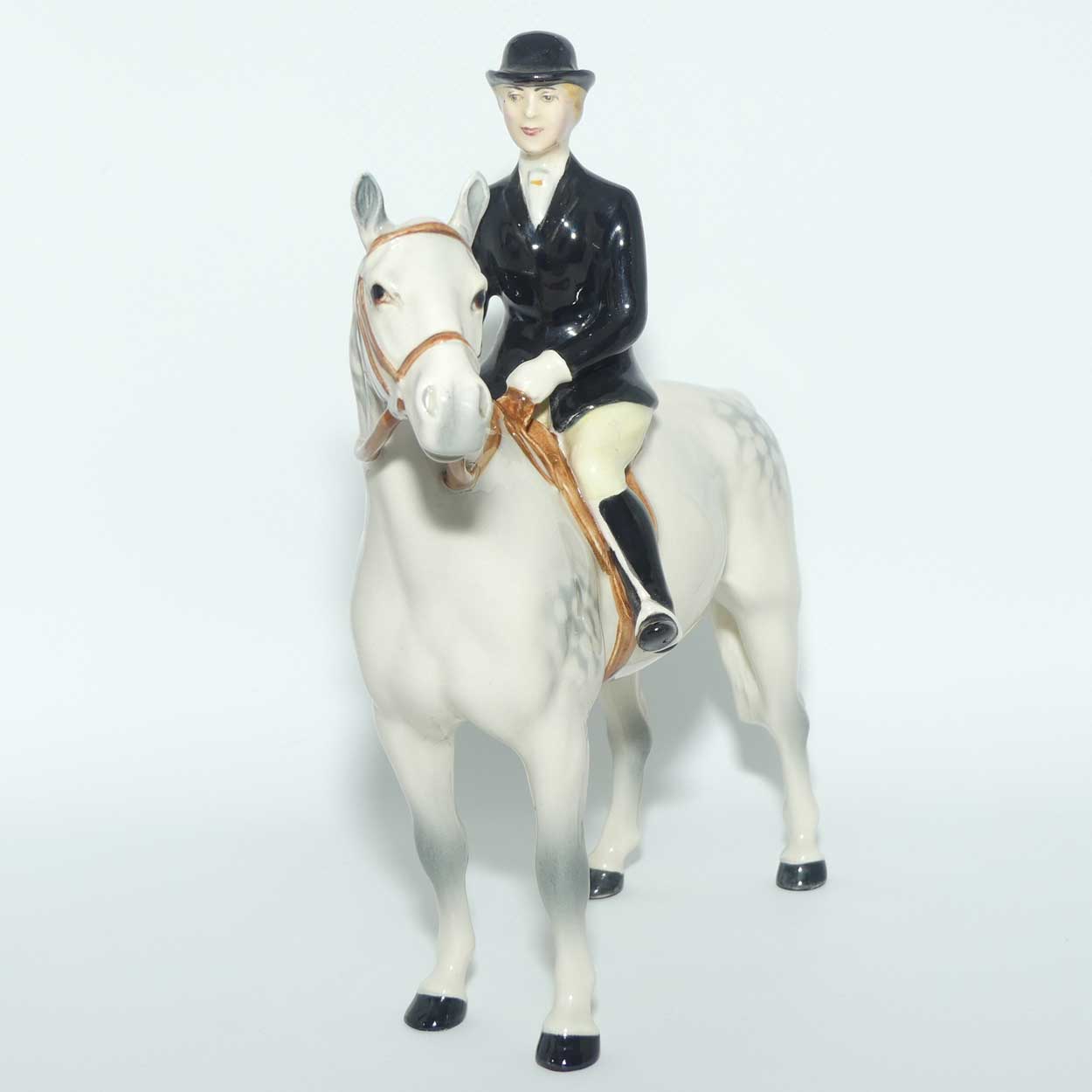 #1730 Beswick Huntswoman | On Standing Horse | Grey #3