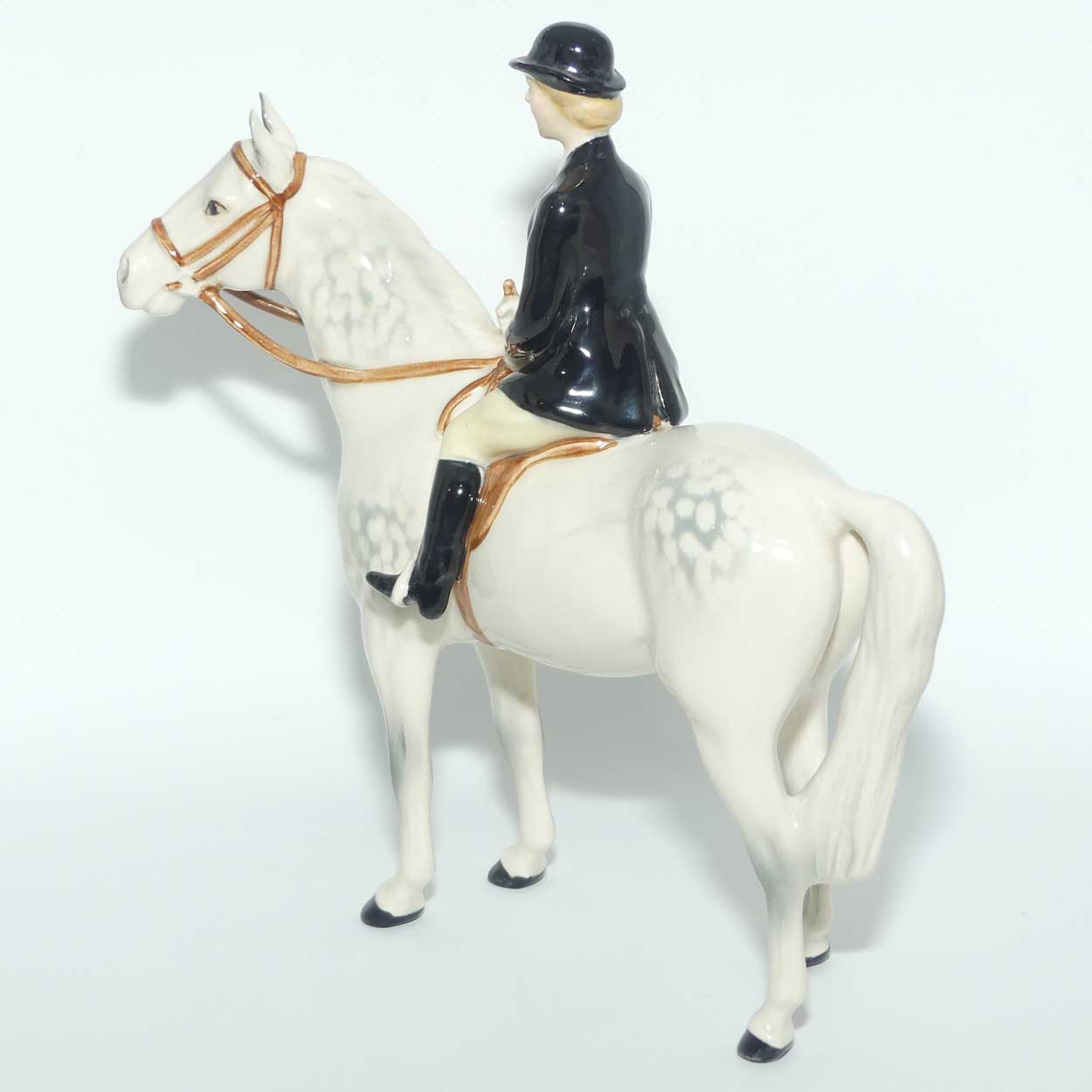 #1730 Beswick Huntswoman | On Standing Horse | Grey #3
