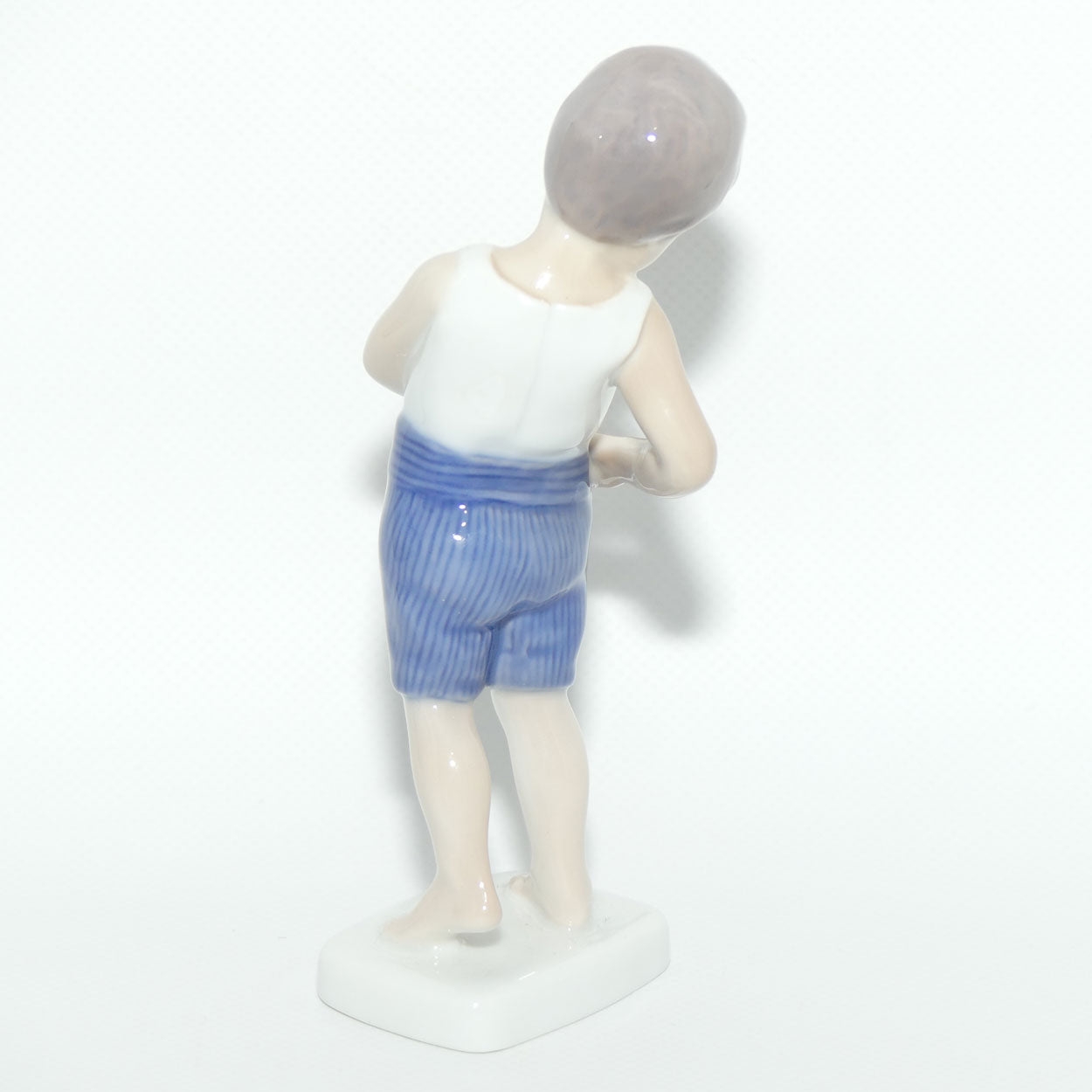 Bing and Grondahl figure 1759 | Tiny Tot