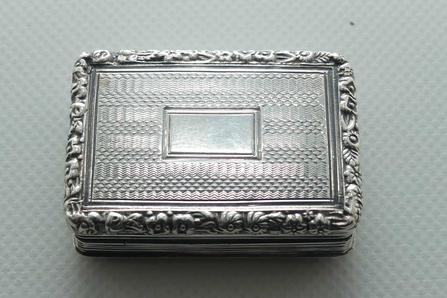 Georgian Sterling Silver Vinaigrette | Book style | Birmingham 1831 | Lawrence and Co