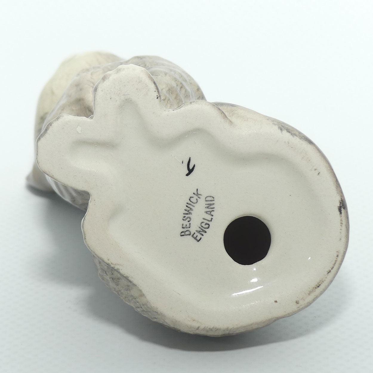 #1886 Beswick Persian Kitten | Seated | Looking Up | Grey Striped