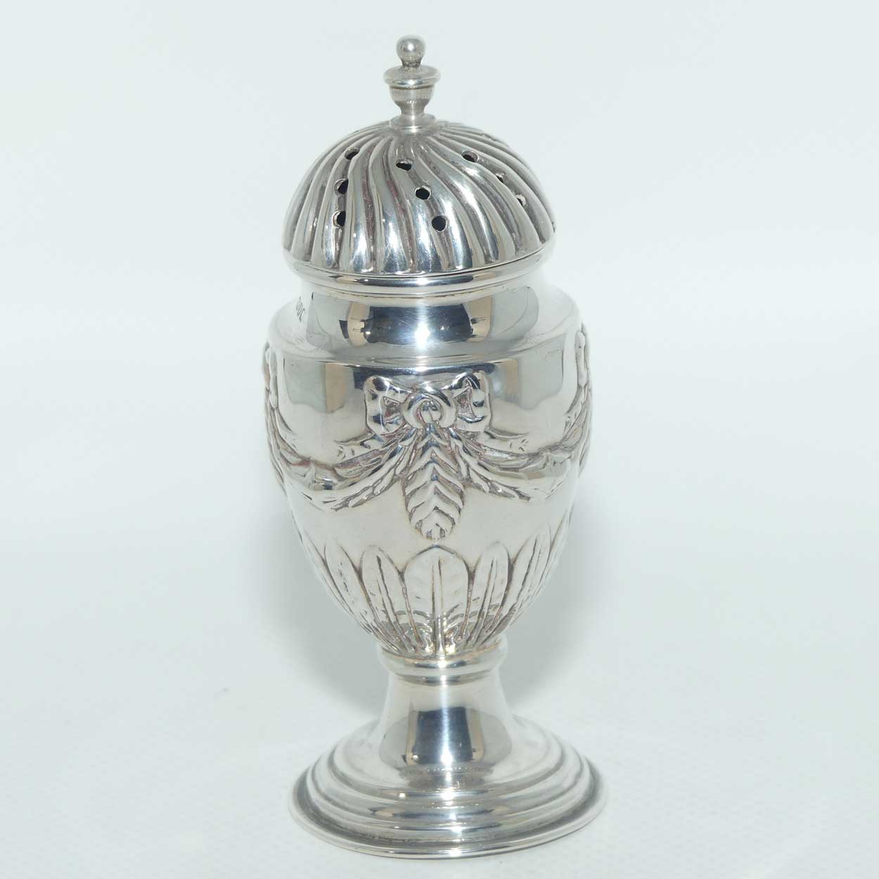 Victorian era Sterling Silver Neoclassical design pepperette | Sheffield 1888