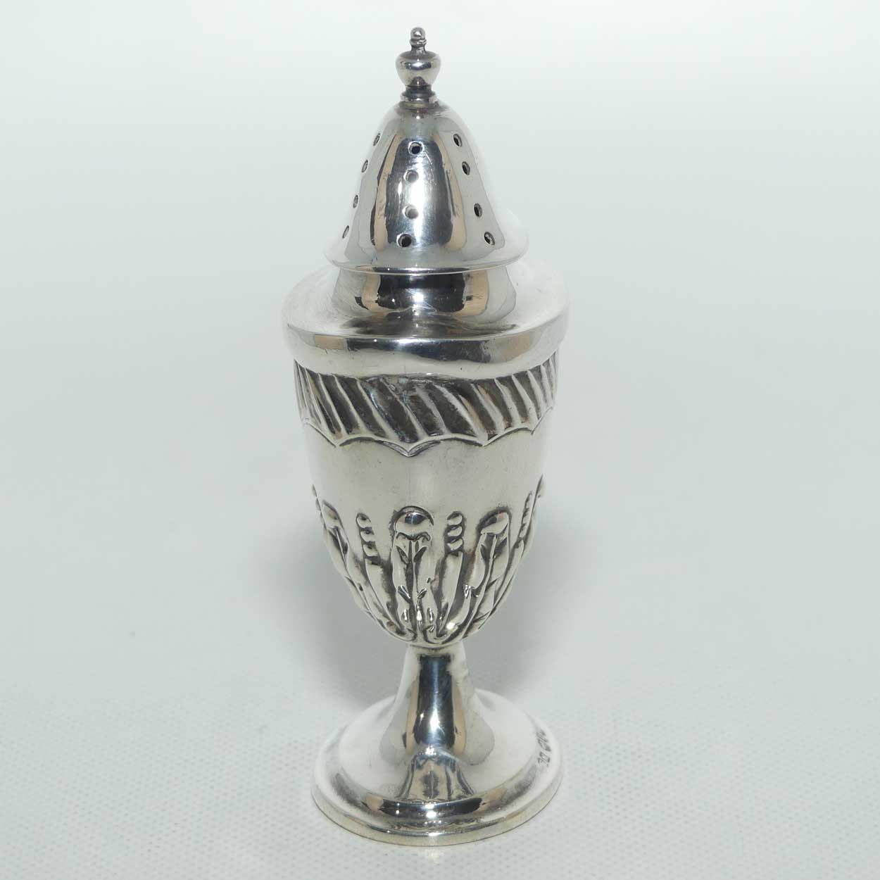 late Victorian era Sterling Silver pepperette | Birmingham 1893