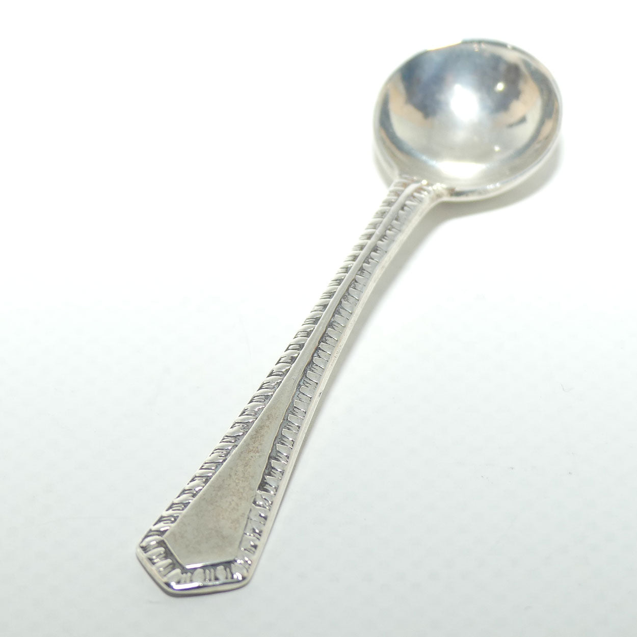 Sterling Silver mustard or salt spoon | Chester 1894 | 9.4 grams