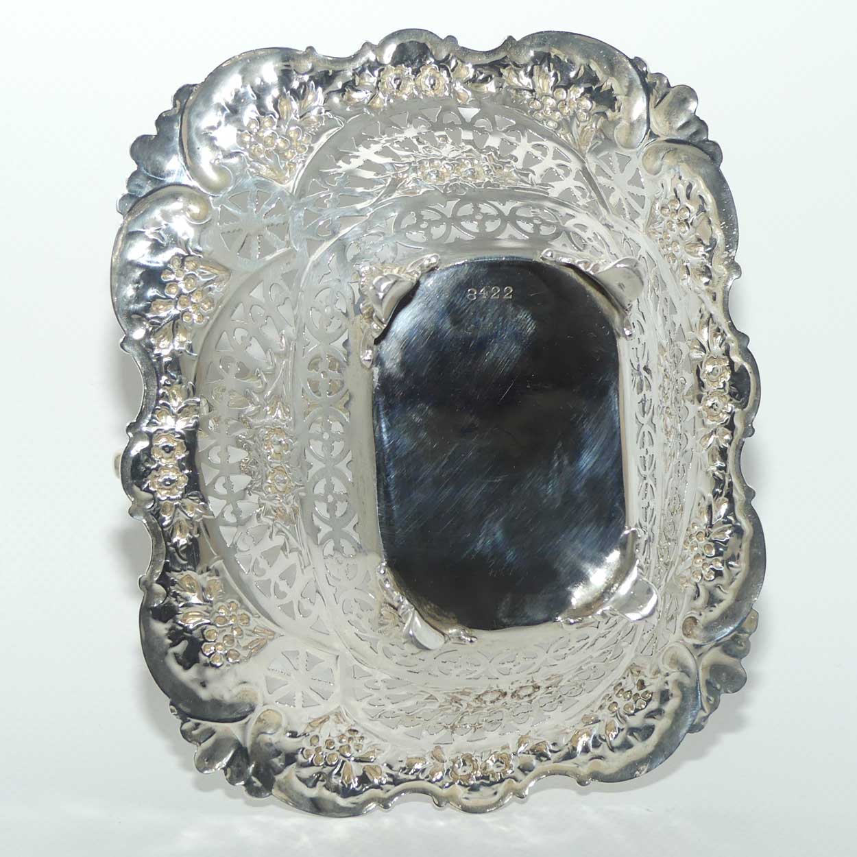 Late Victorian Sterling Silver pierced gallery with fixed handle bon bon basket | Sheffield 1894 | 185g