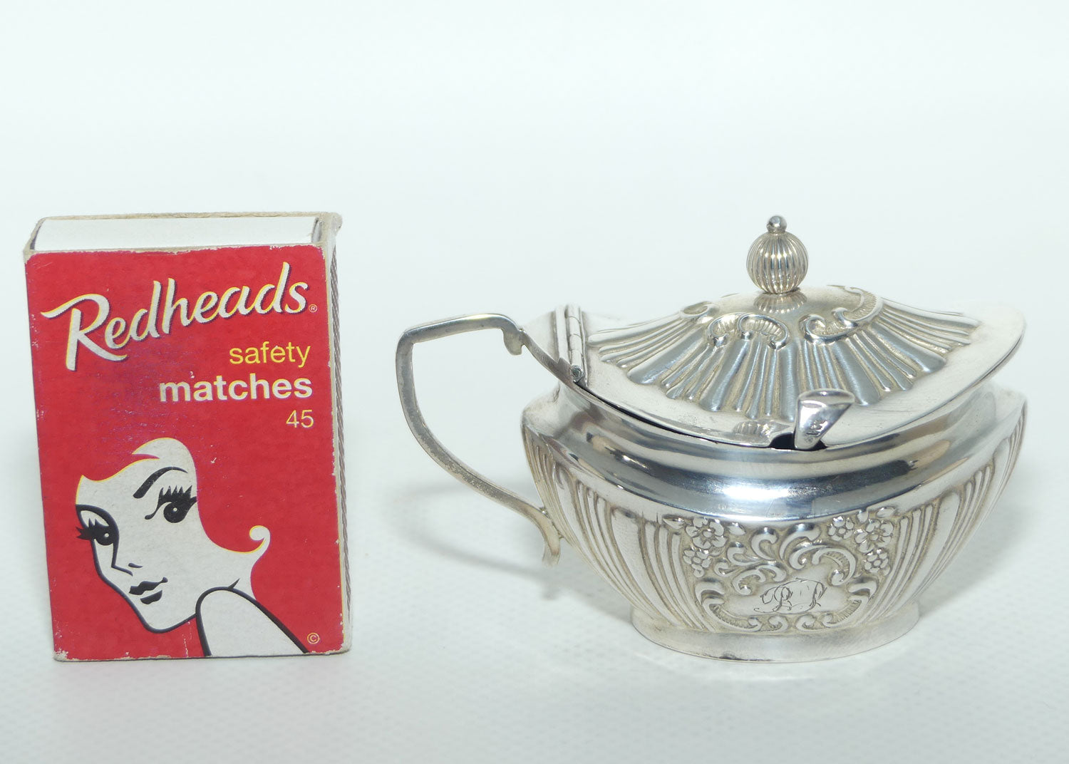 Victorian era Sterling Silver mustard pot with glass liner and spoon | Birmingham 1896